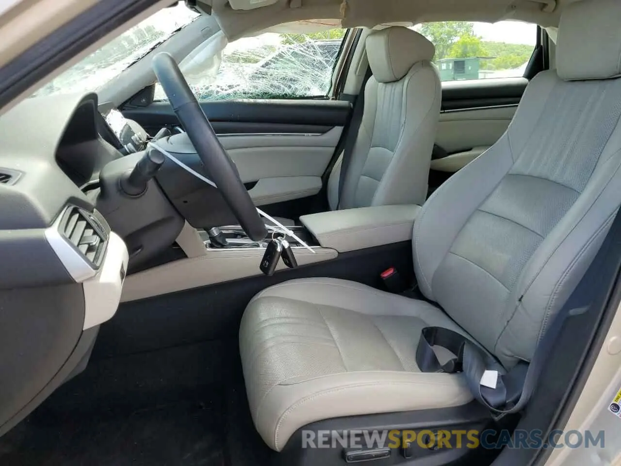7 Photograph of a damaged car 1HGCV1F54KA120079 HONDA ACCORD 2019