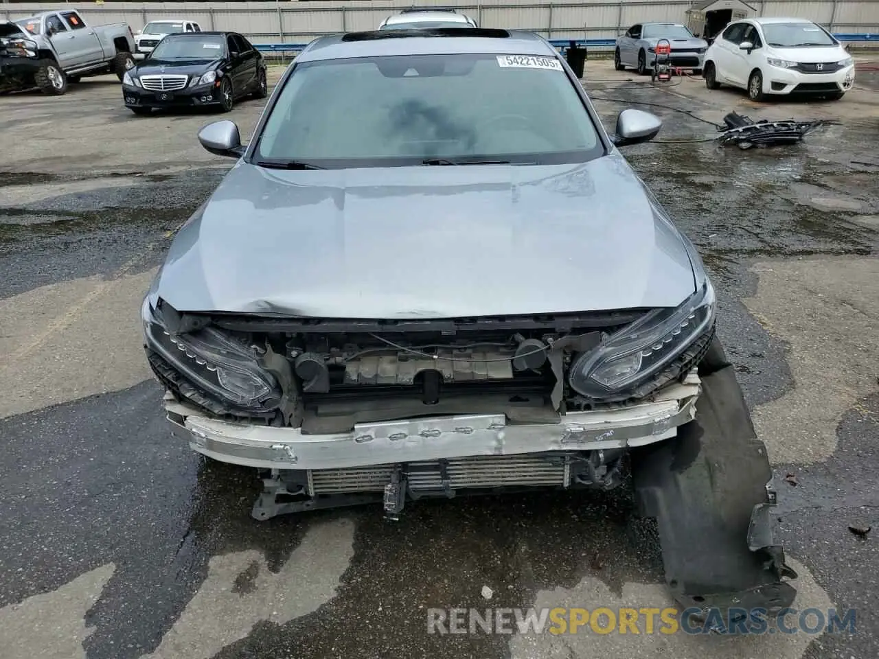 5 Photograph of a damaged car 1HGCV1F54KA133852 HONDA ACCORD 2019