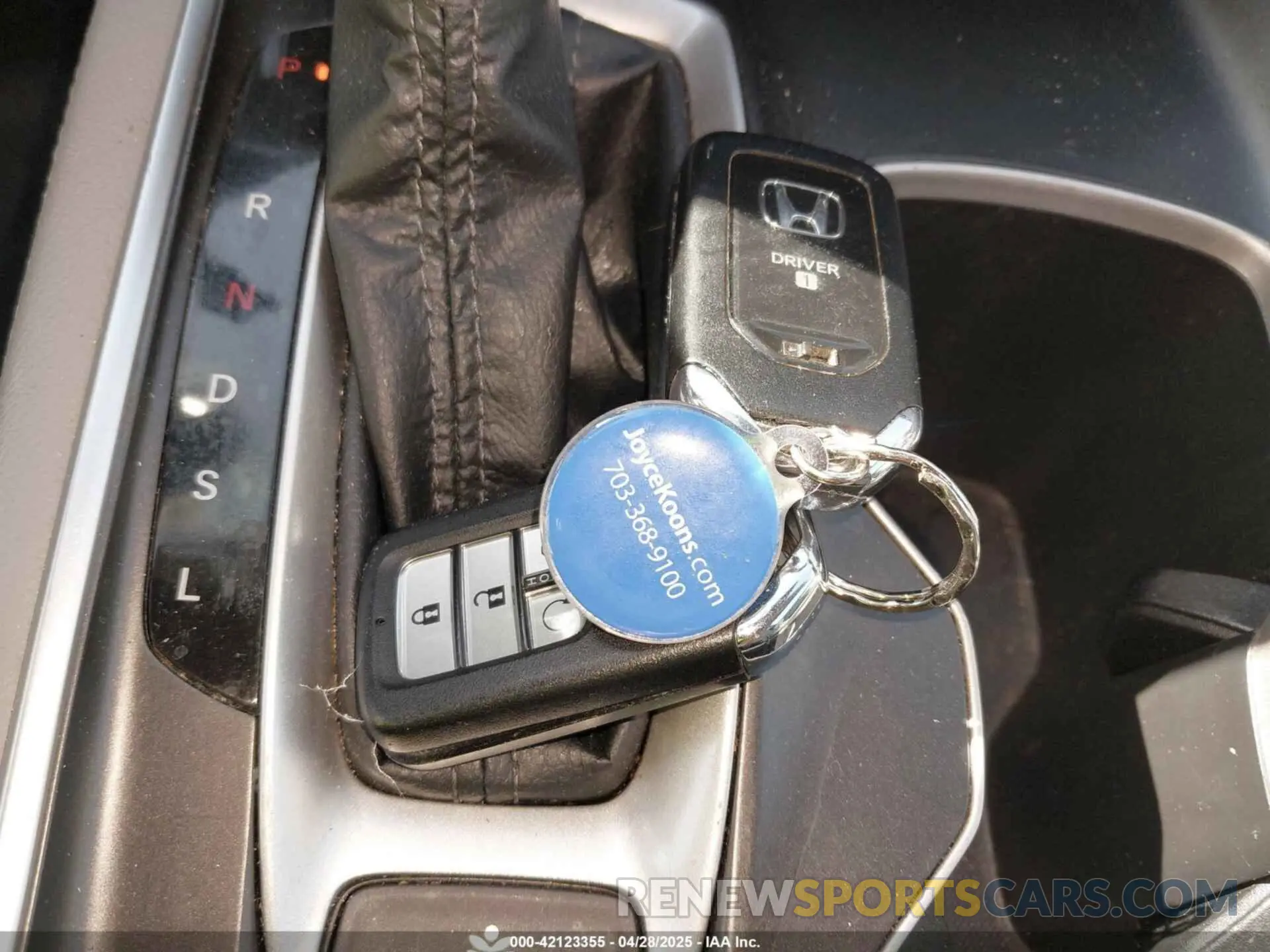 11 Photograph of a damaged car 1HGCV1F54KA146021 HONDA ACCORD 2019