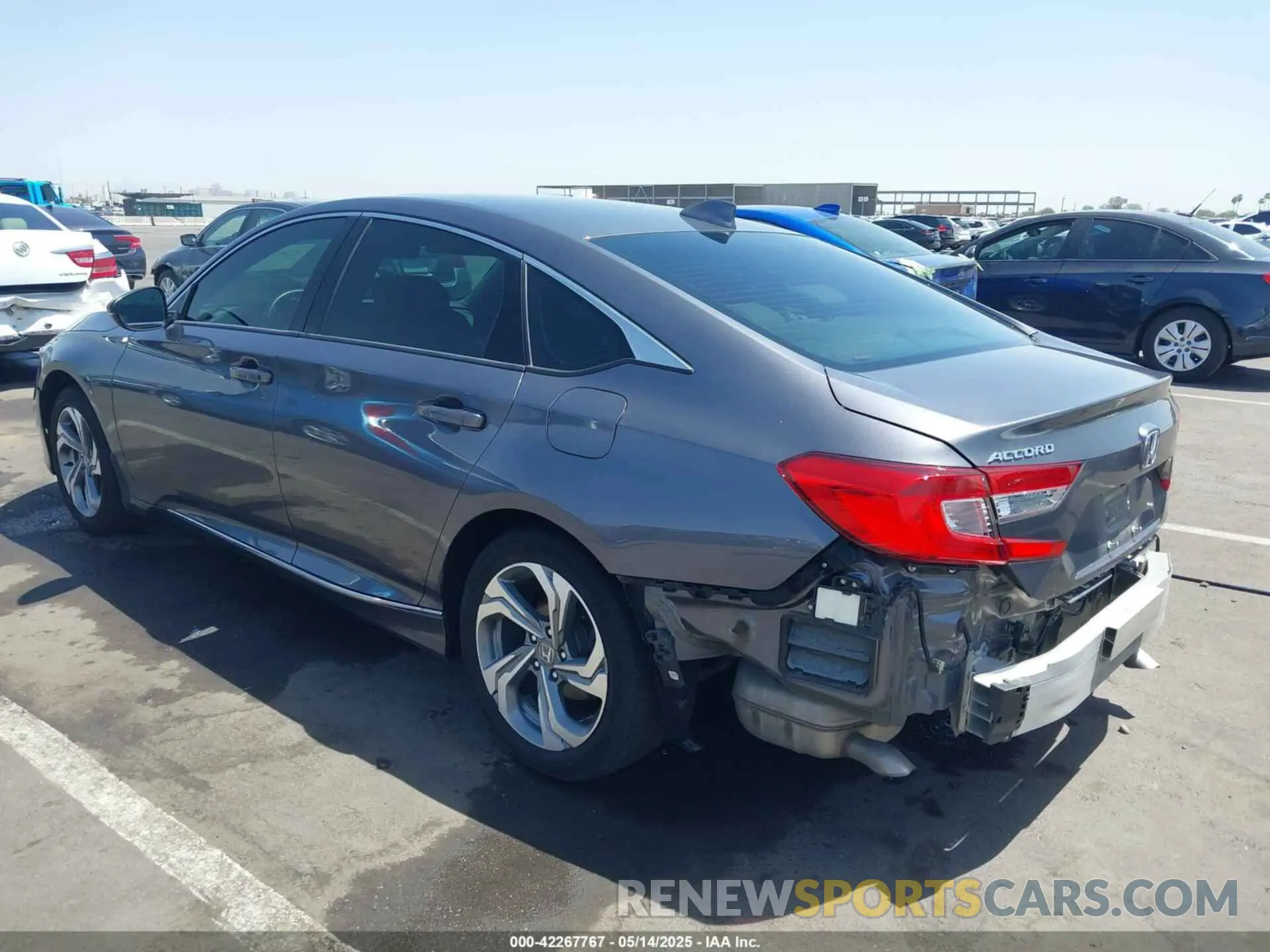 3 Photograph of a damaged car 1HGCV1F55KA041410 HONDA ACCORD 2019