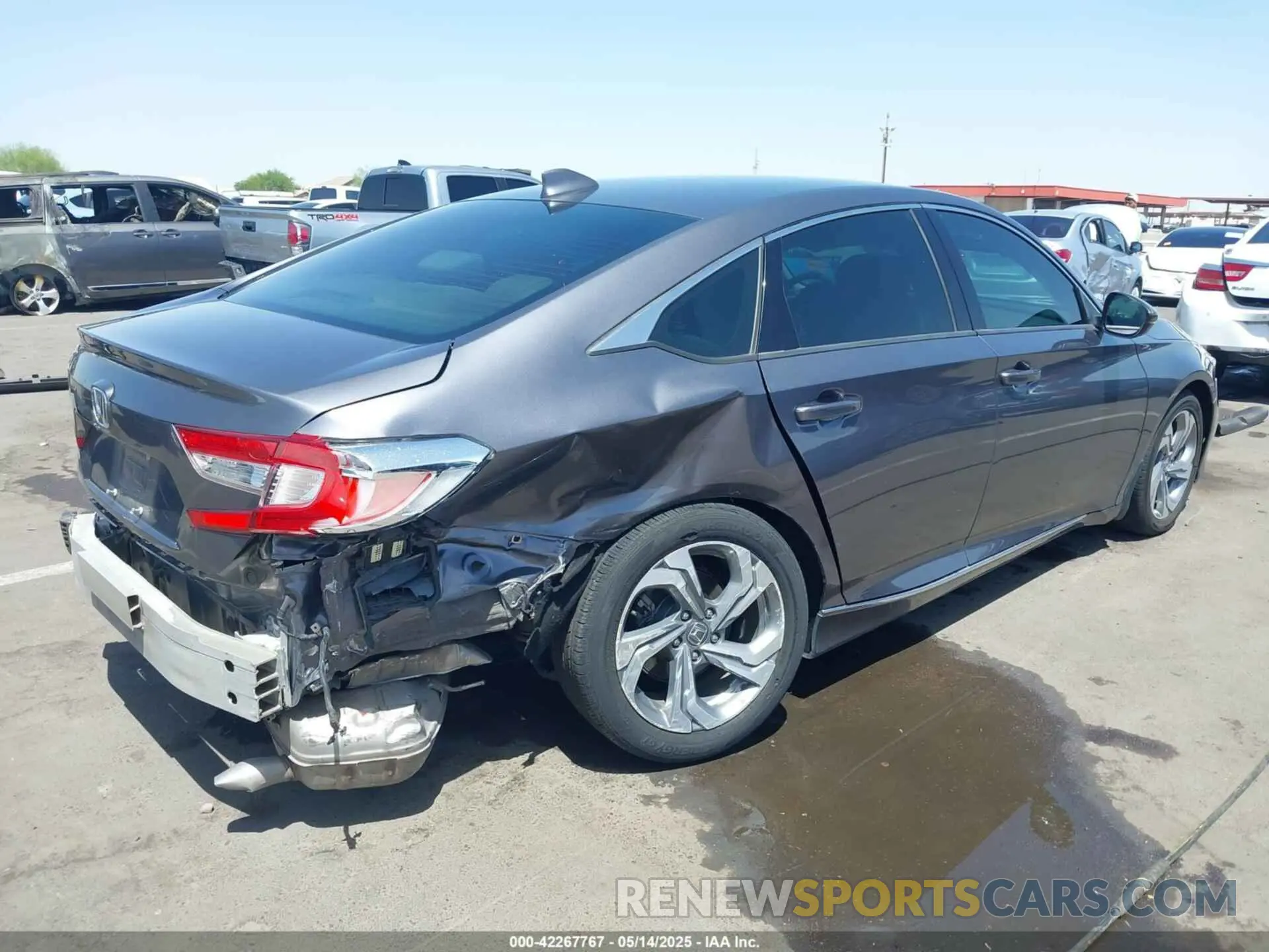 6 Photograph of a damaged car 1HGCV1F55KA041410 HONDA ACCORD 2019