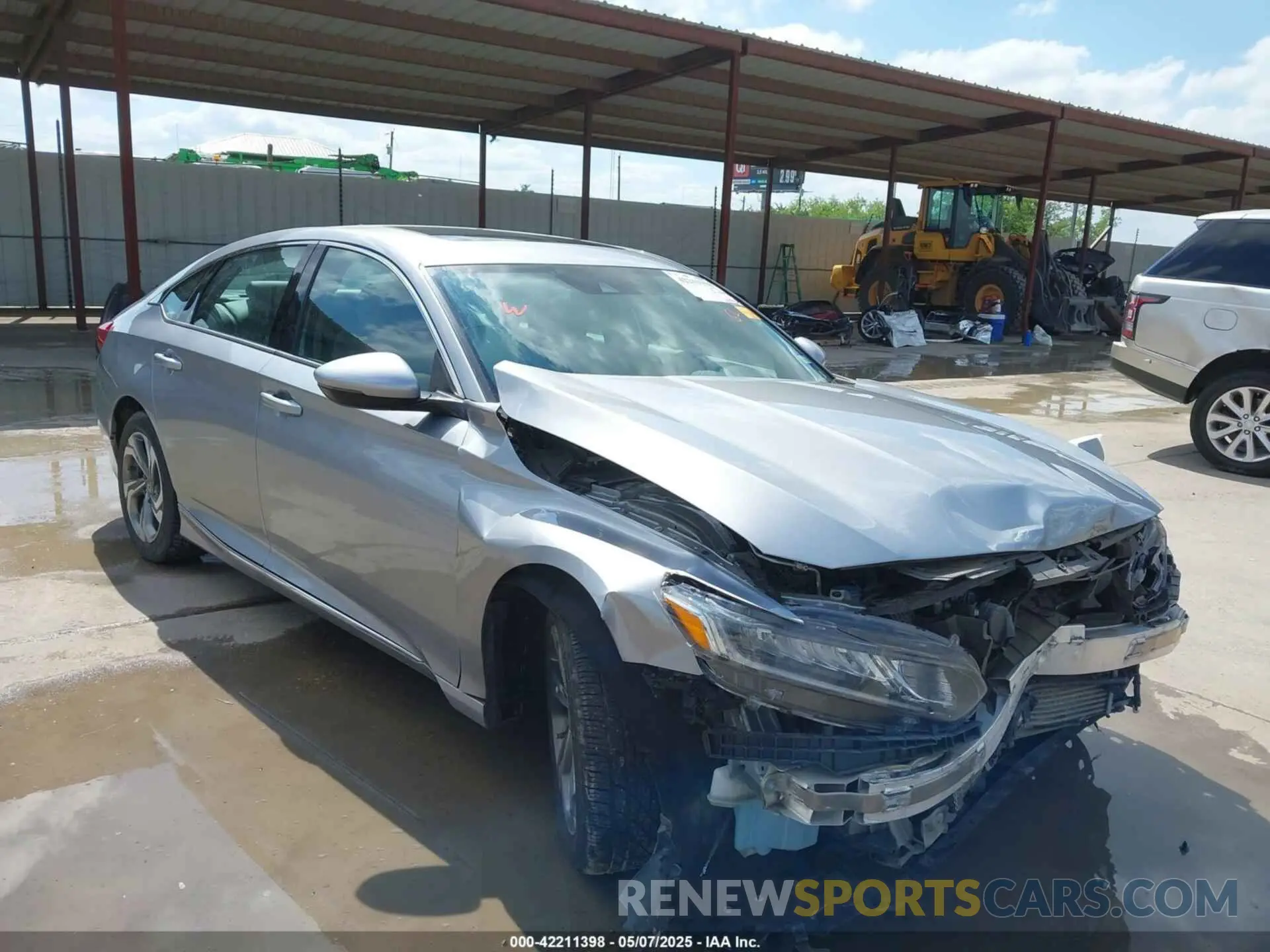 1 Photograph of a damaged car 1HGCV1F56KA133836 HONDA ACCORD 2019