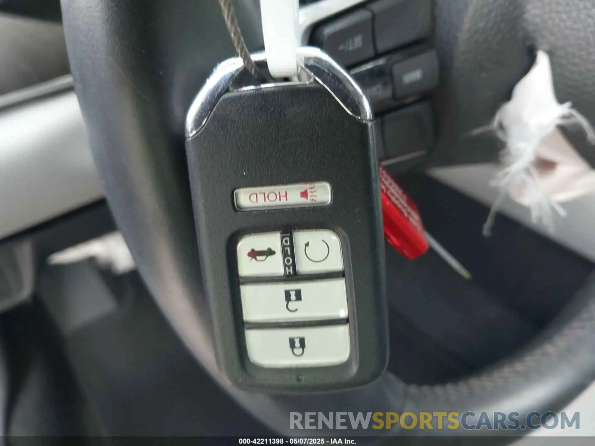 11 Photograph of a damaged car 1HGCV1F56KA133836 HONDA ACCORD 2019