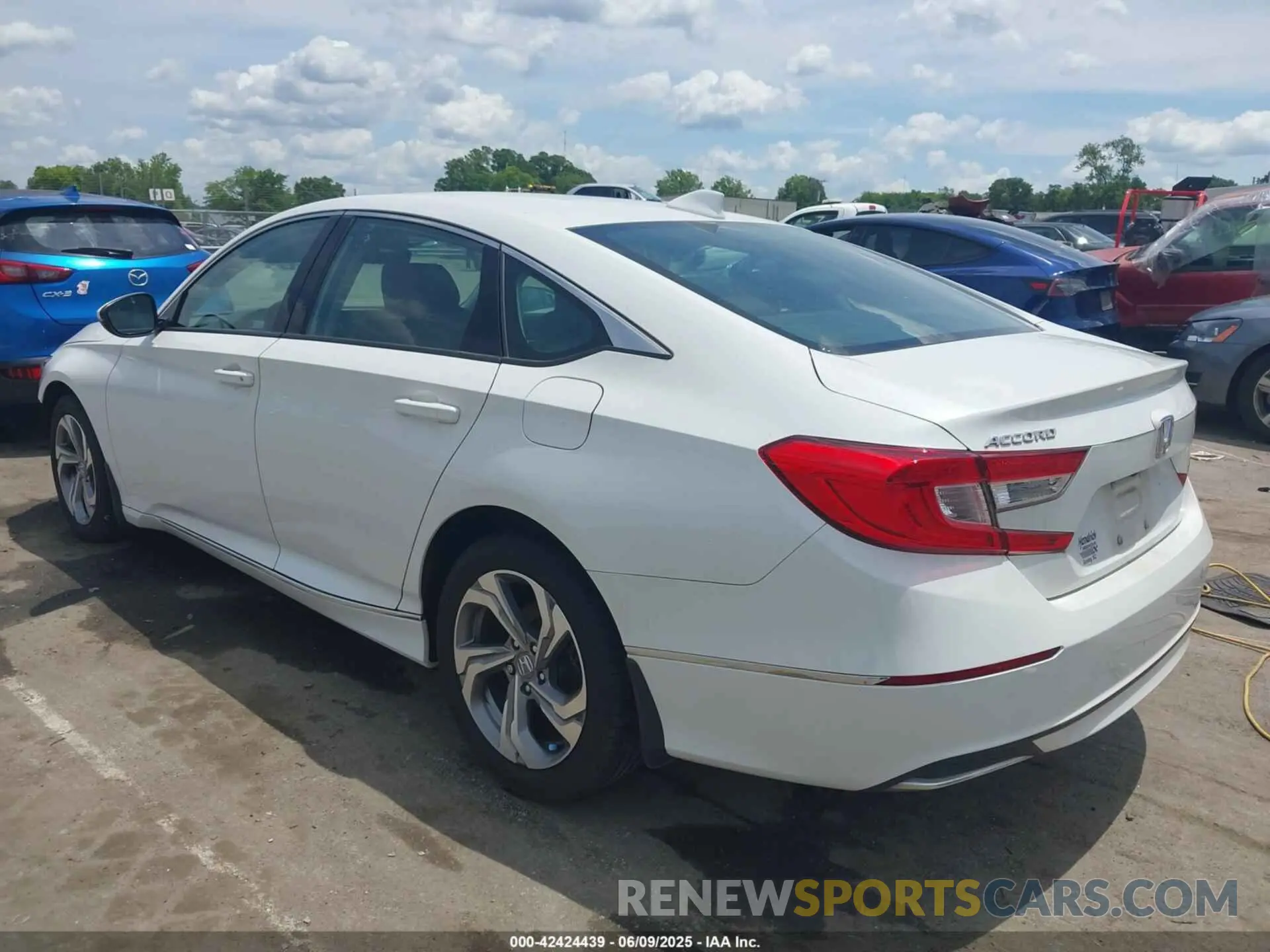 3 Photograph of a damaged car 1HGCV1F57KA004052 HONDA ACCORD 2019
