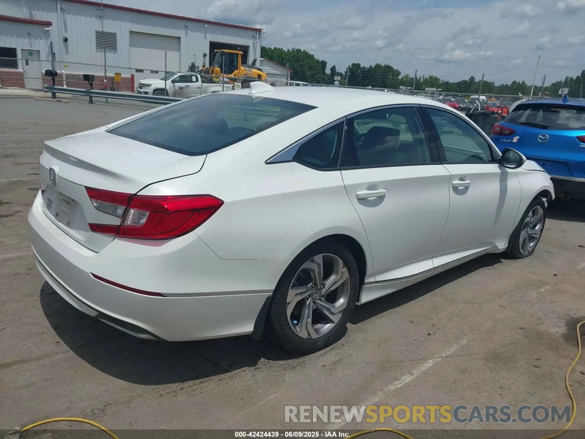 4 Photograph of a damaged car 1HGCV1F57KA004052 HONDA ACCORD 2019
