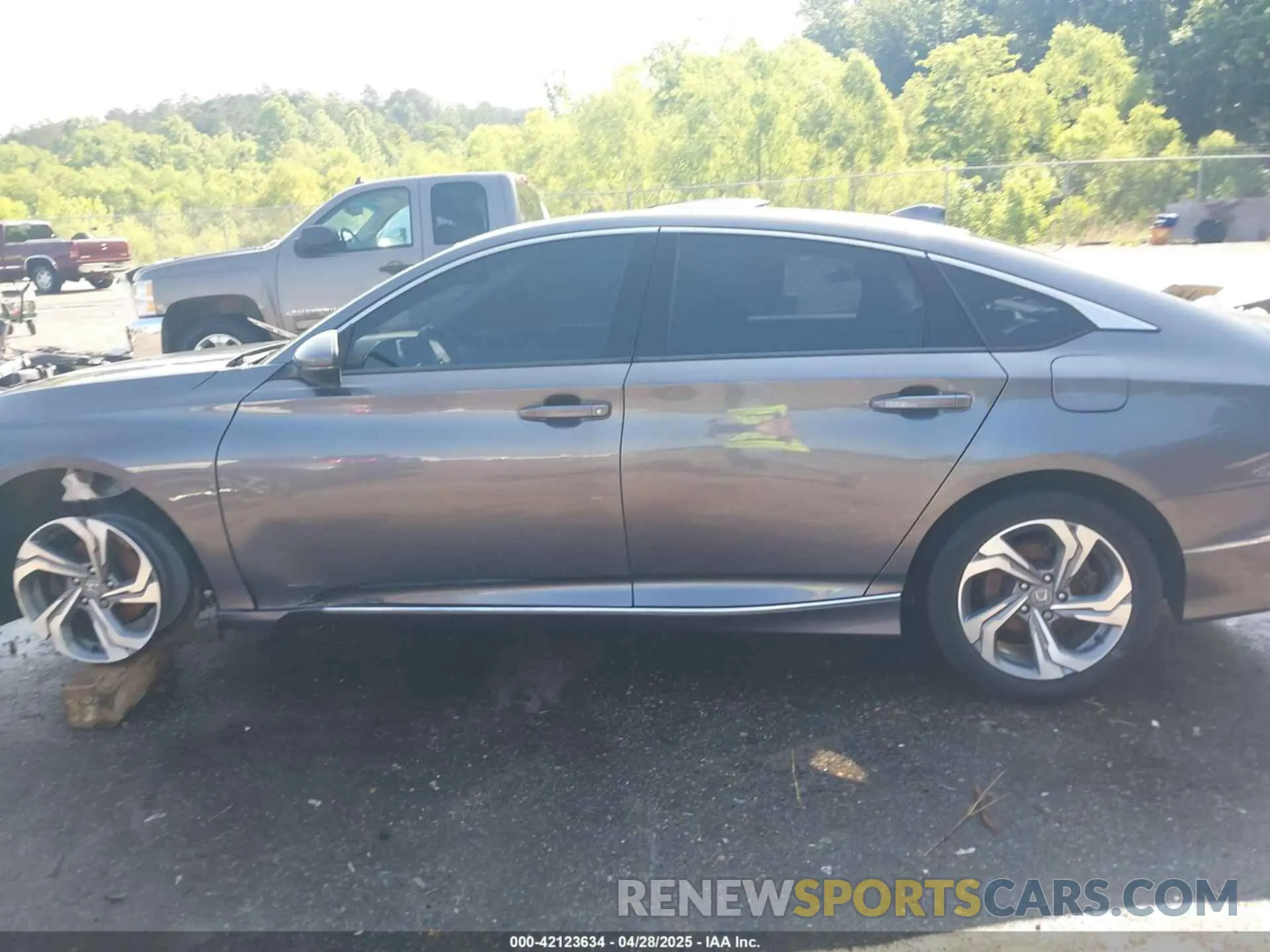 14 Photograph of a damaged car 1HGCV1F57KA014581 HONDA ACCORD 2019