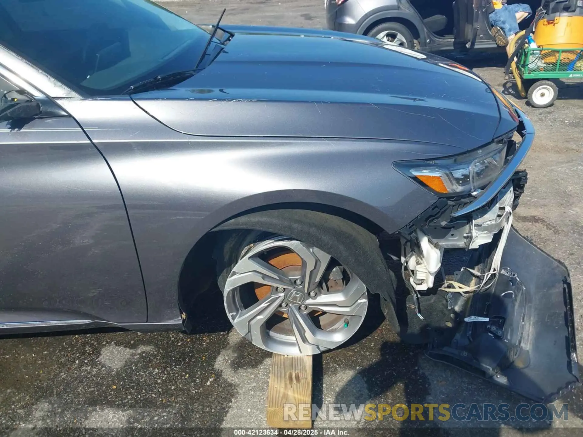 19 Photograph of a damaged car 1HGCV1F57KA014581 HONDA ACCORD 2019