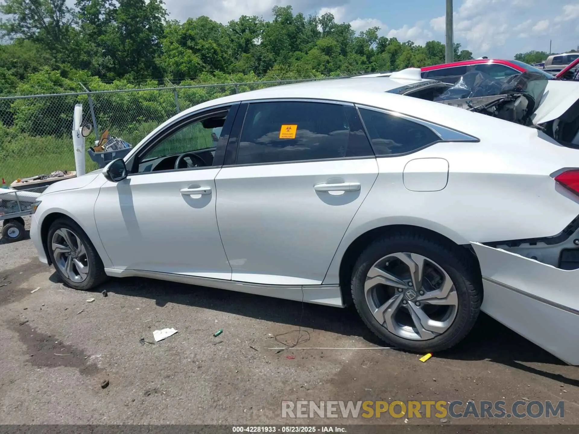 14 Photograph of a damaged car 1HGCV1F57KA075025 HONDA ACCORD 2019