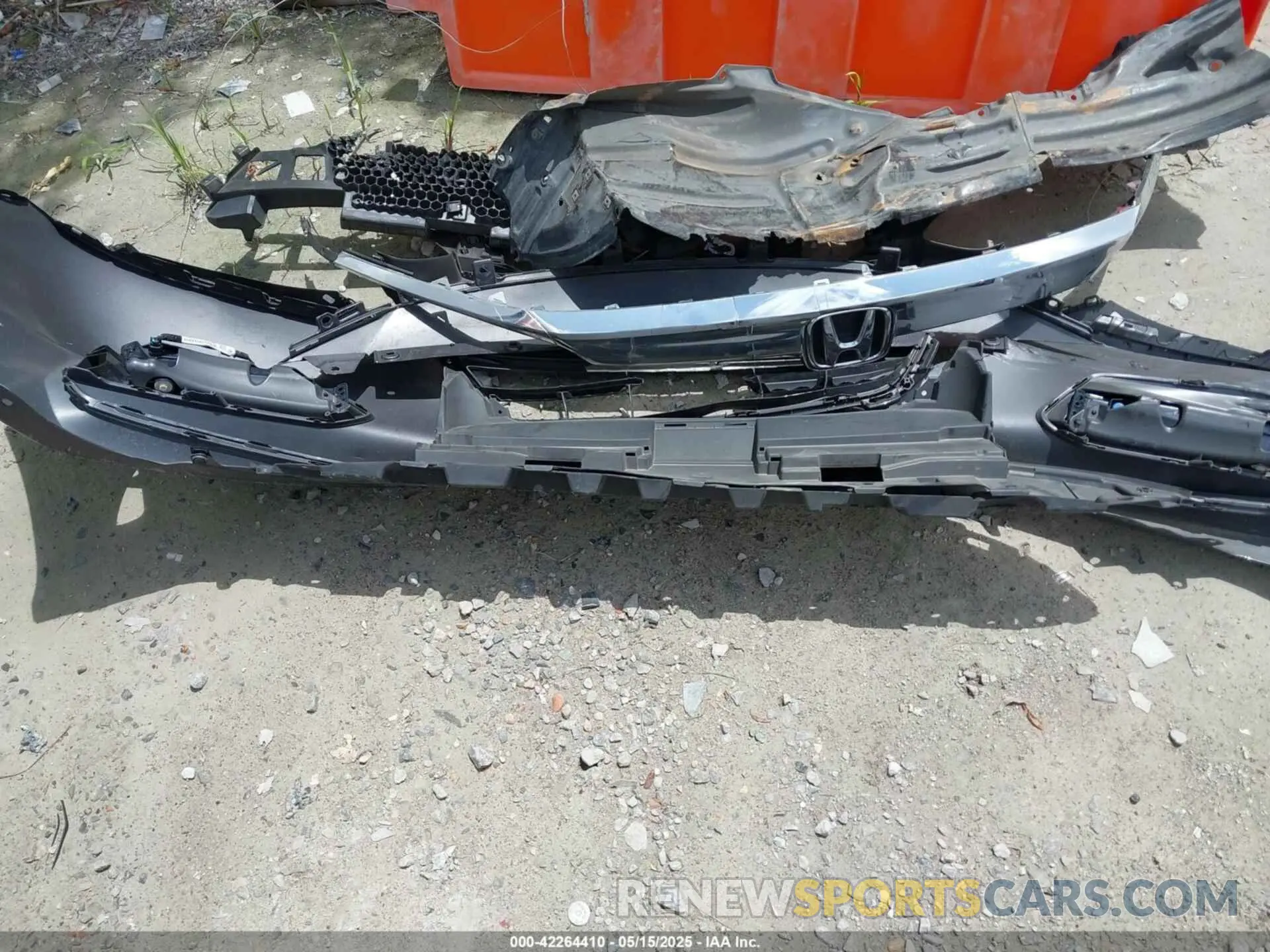 12 Photograph of a damaged car 1HGCV1F57KA075820 HONDA ACCORD 2019