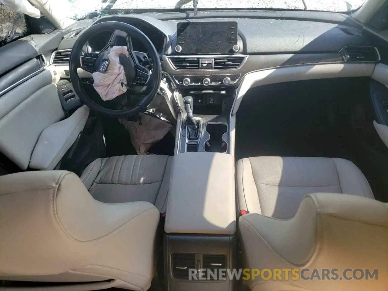8 Photograph of a damaged car 1HGCV1F58KA147124 HONDA ACCORD 2019