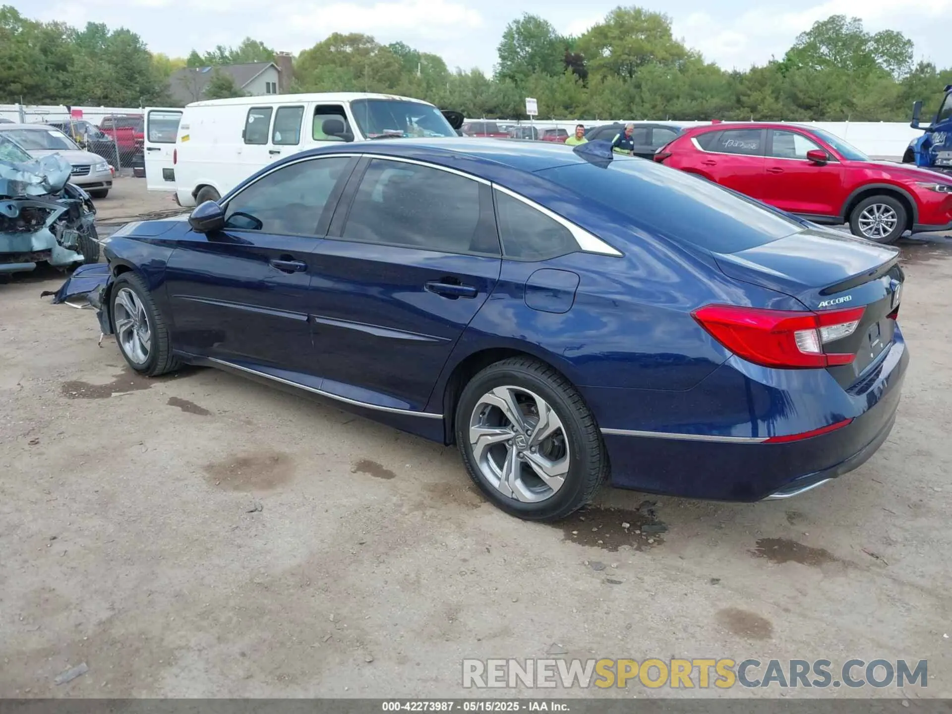 3 Photograph of a damaged car 1HGCV1F59KA013075 HONDA ACCORD 2019