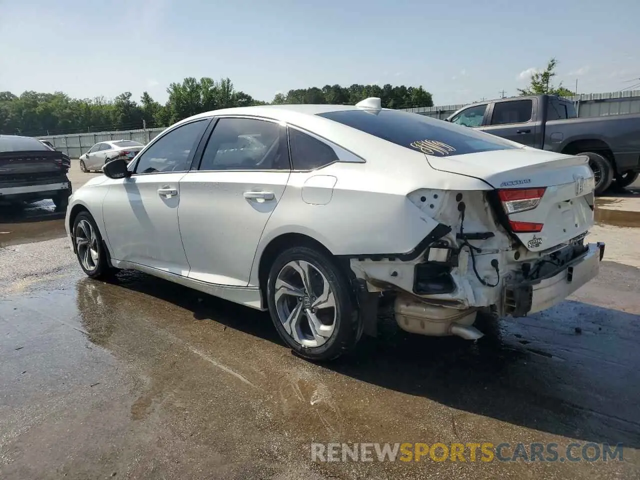 2 Photograph of a damaged car 1HGCV1F59KA135385 HONDA ACCORD 2019