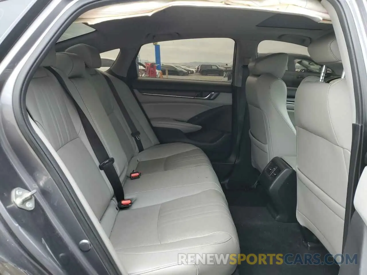 10 Photograph of a damaged car 1HGCV1F5XKA143298 HONDA ACCORD 2019