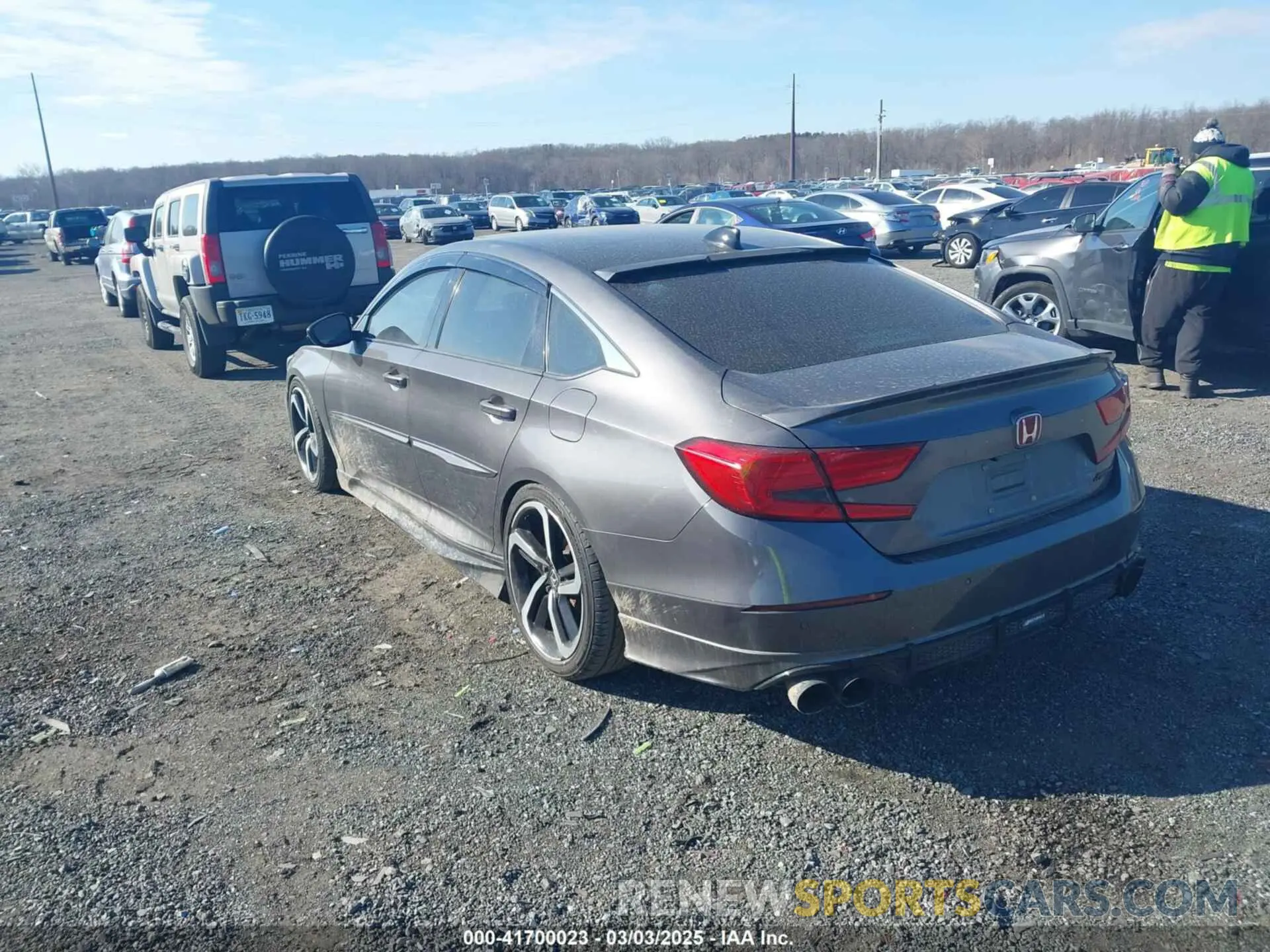 3 Photograph of a damaged car 1HGCV2E31KA009723 HONDA ACCORD 2019