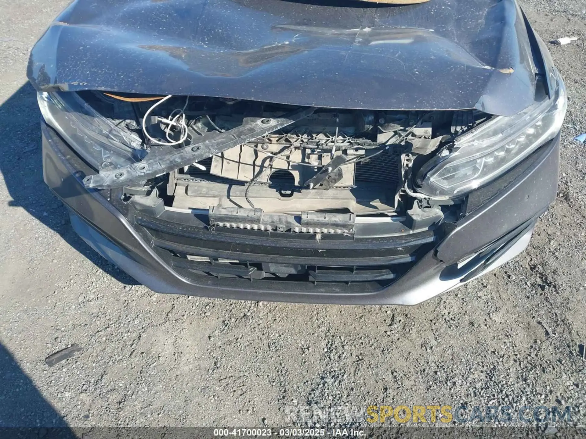 6 Photograph of a damaged car 1HGCV2E31KA009723 HONDA ACCORD 2019