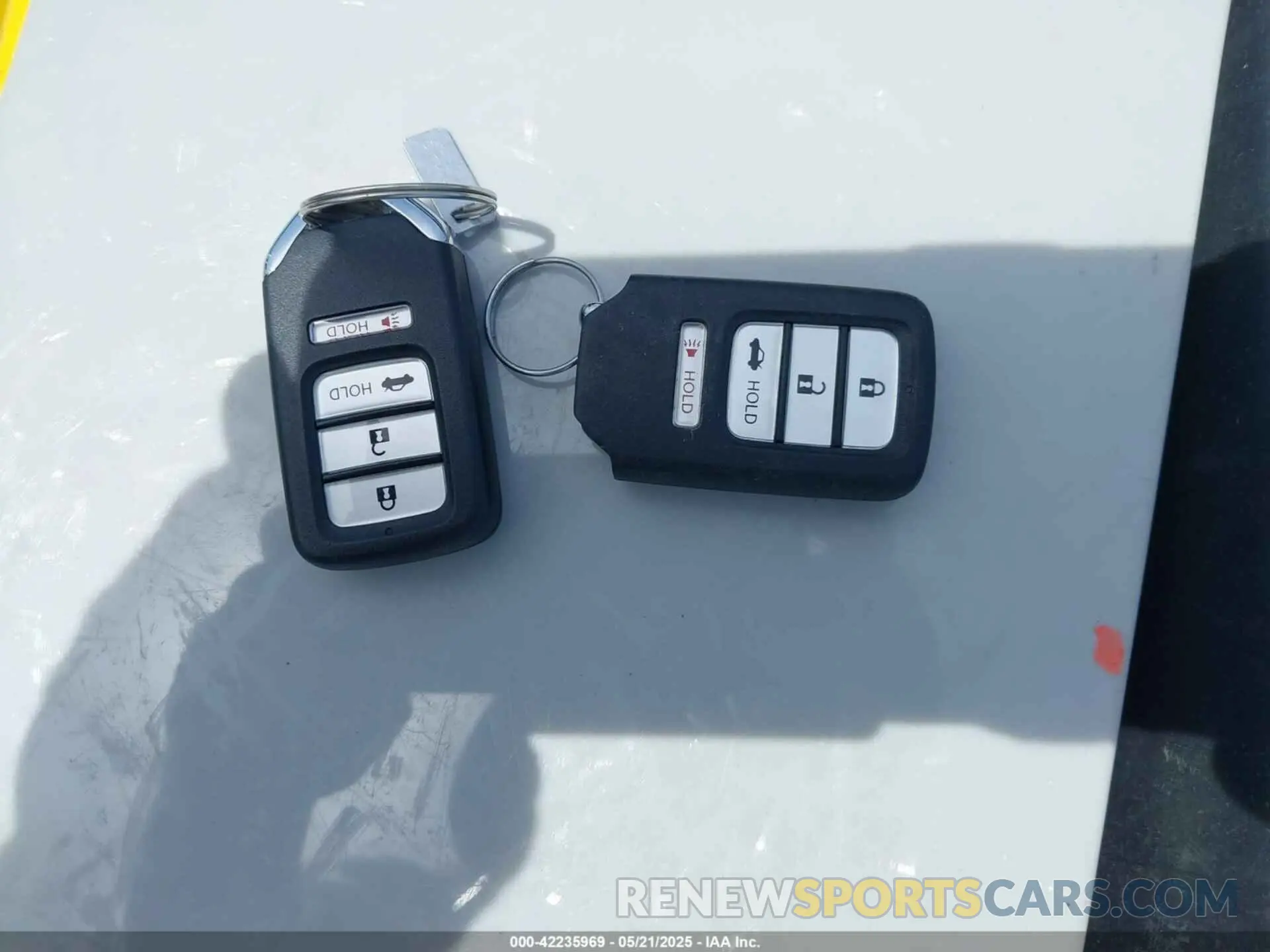 11 Photograph of a damaged car 1HGCV2E31KA019605 HONDA ACCORD 2019
