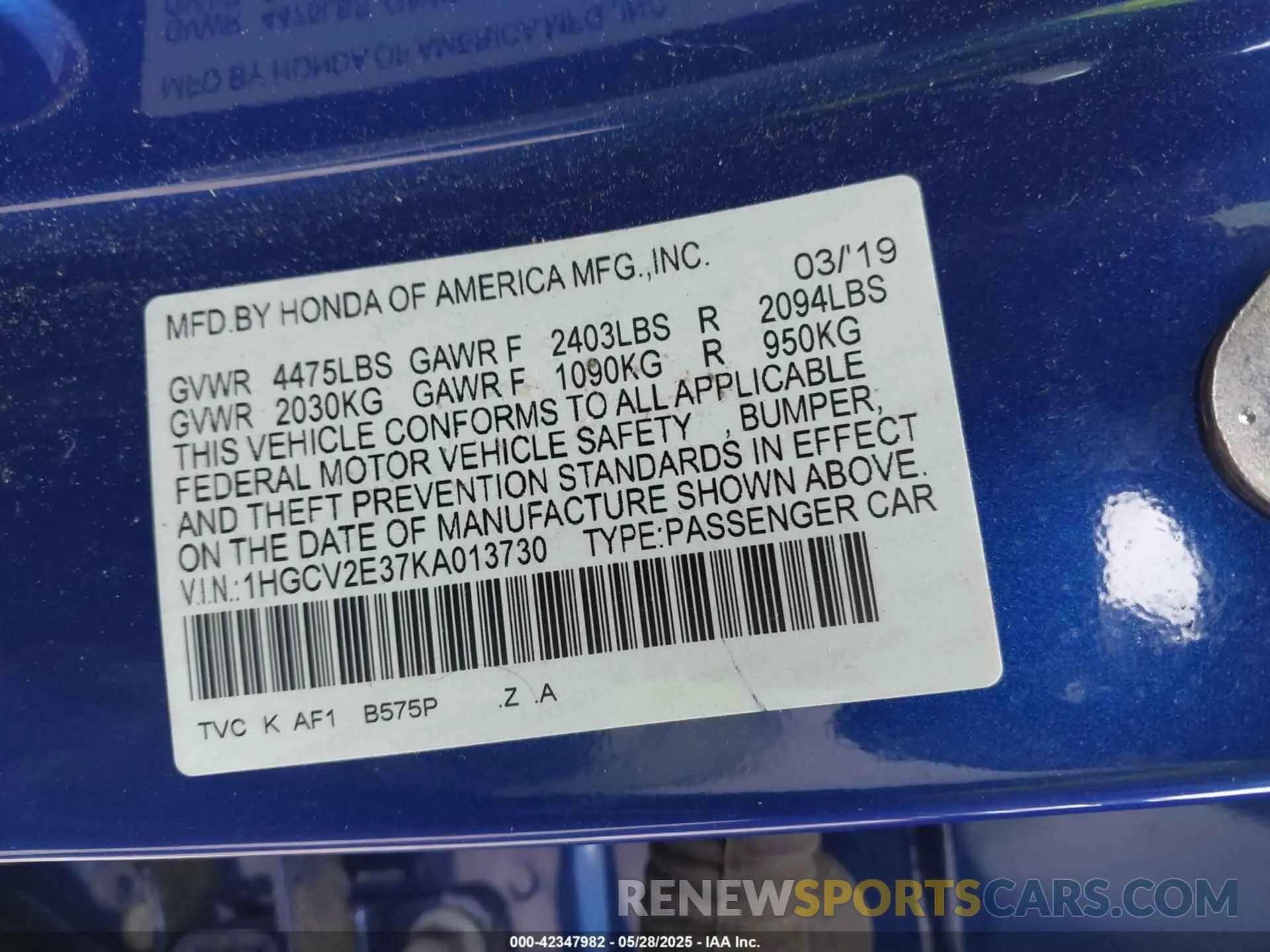 9 Photograph of a damaged car 1HGCV2E37KA013730 HONDA ACCORD 2019