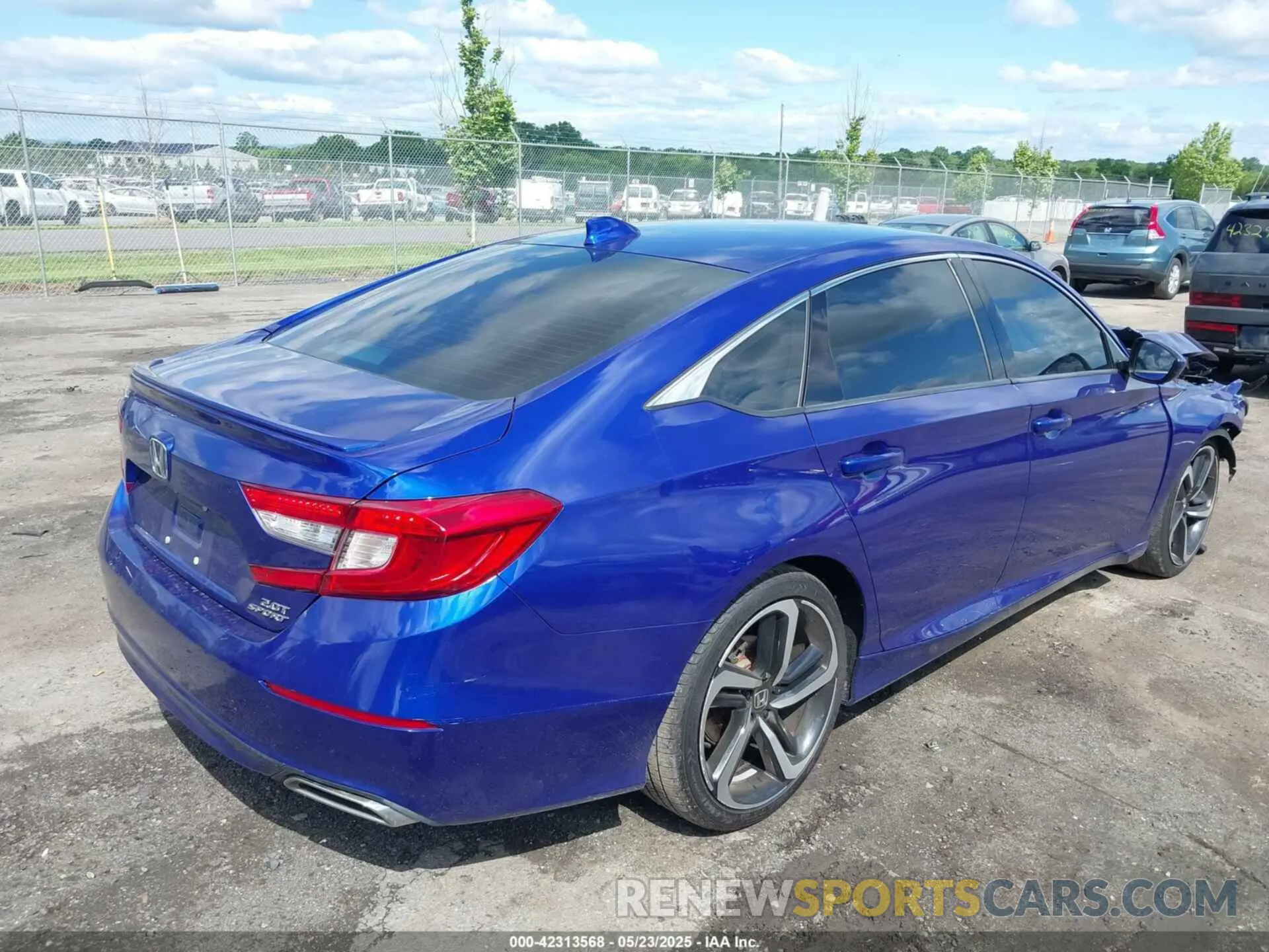 4 Photograph of a damaged car 1HGCV2F30KA008643 HONDA ACCORD 2019