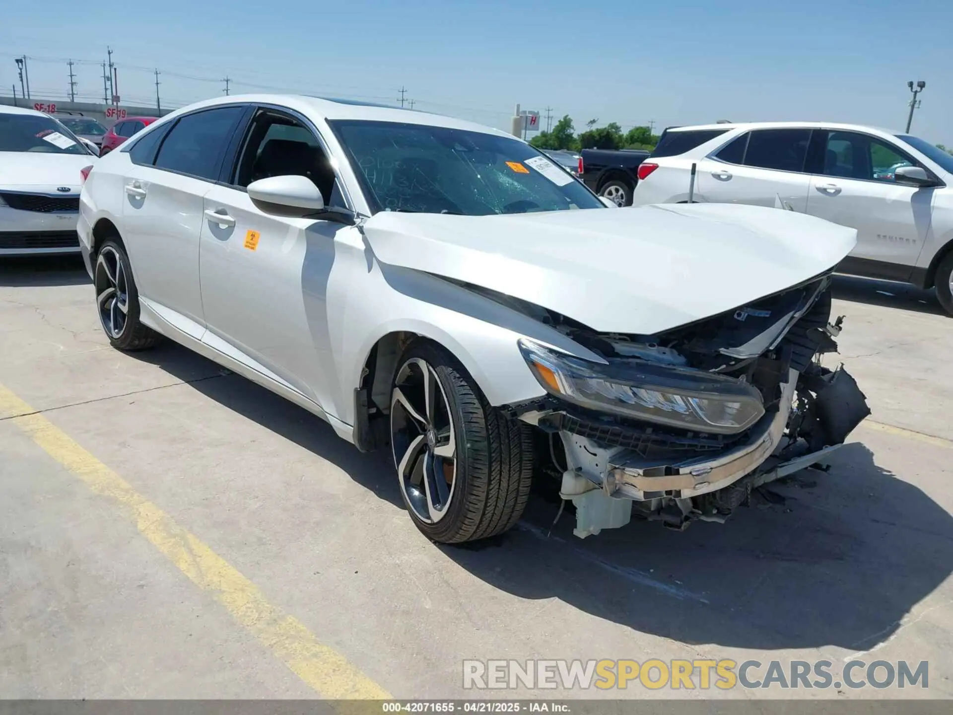 1 Photograph of a damaged car 1HGCV2F30KA016435 HONDA ACCORD 2019