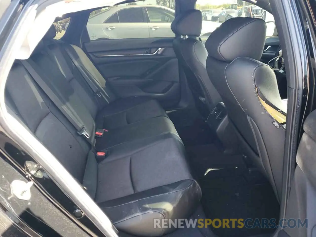 10 Photograph of a damaged car 1HGCV2F30KA023160 HONDA ACCORD 2019