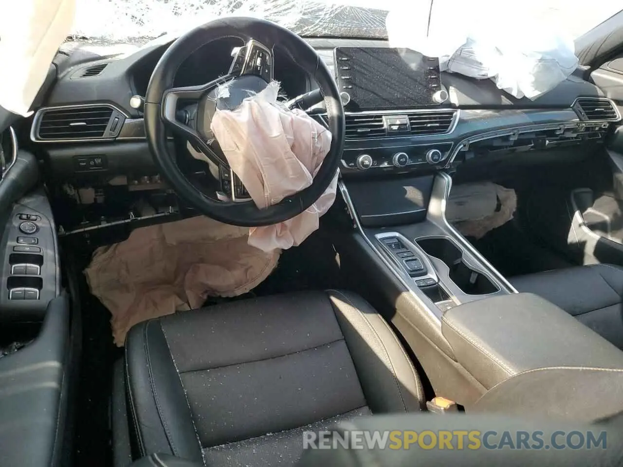8 Photograph of a damaged car 1HGCV2F31KA003595 HONDA ACCORD 2019
