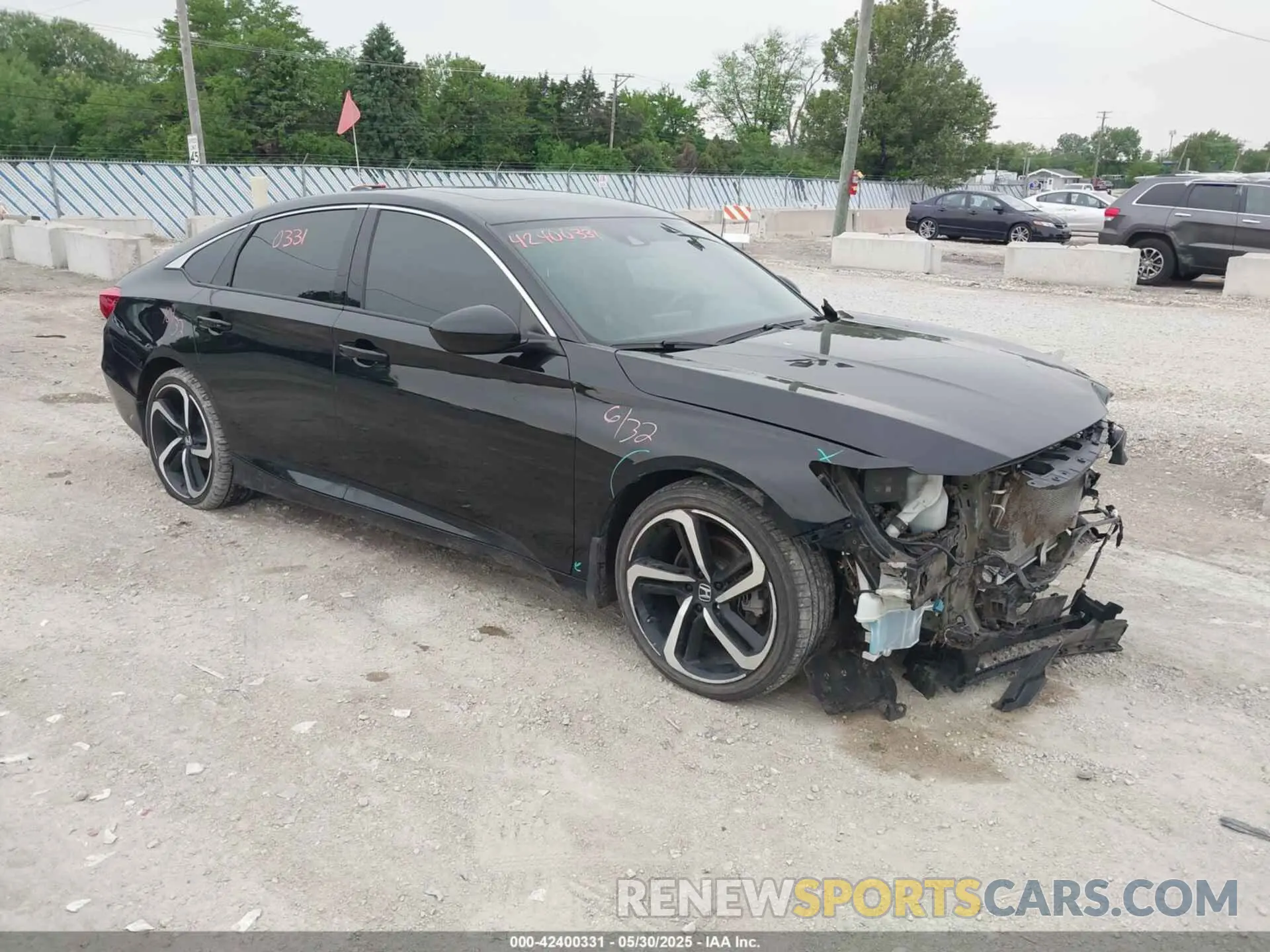 1 Photograph of a damaged car 1HGCV2F32KA004612 HONDA ACCORD 2019