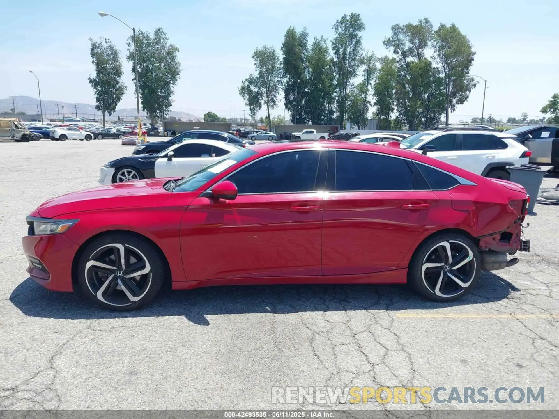 15 Photograph of a damaged car 1HGCV2F32KA013567 HONDA ACCORD 2019