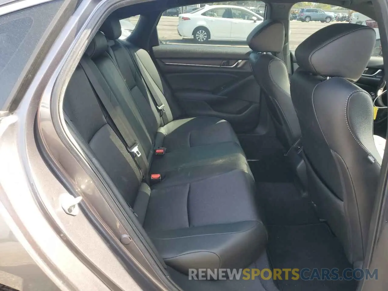 10 Photograph of a damaged car 1HGCV2F32KA017330 HONDA ACCORD 2019