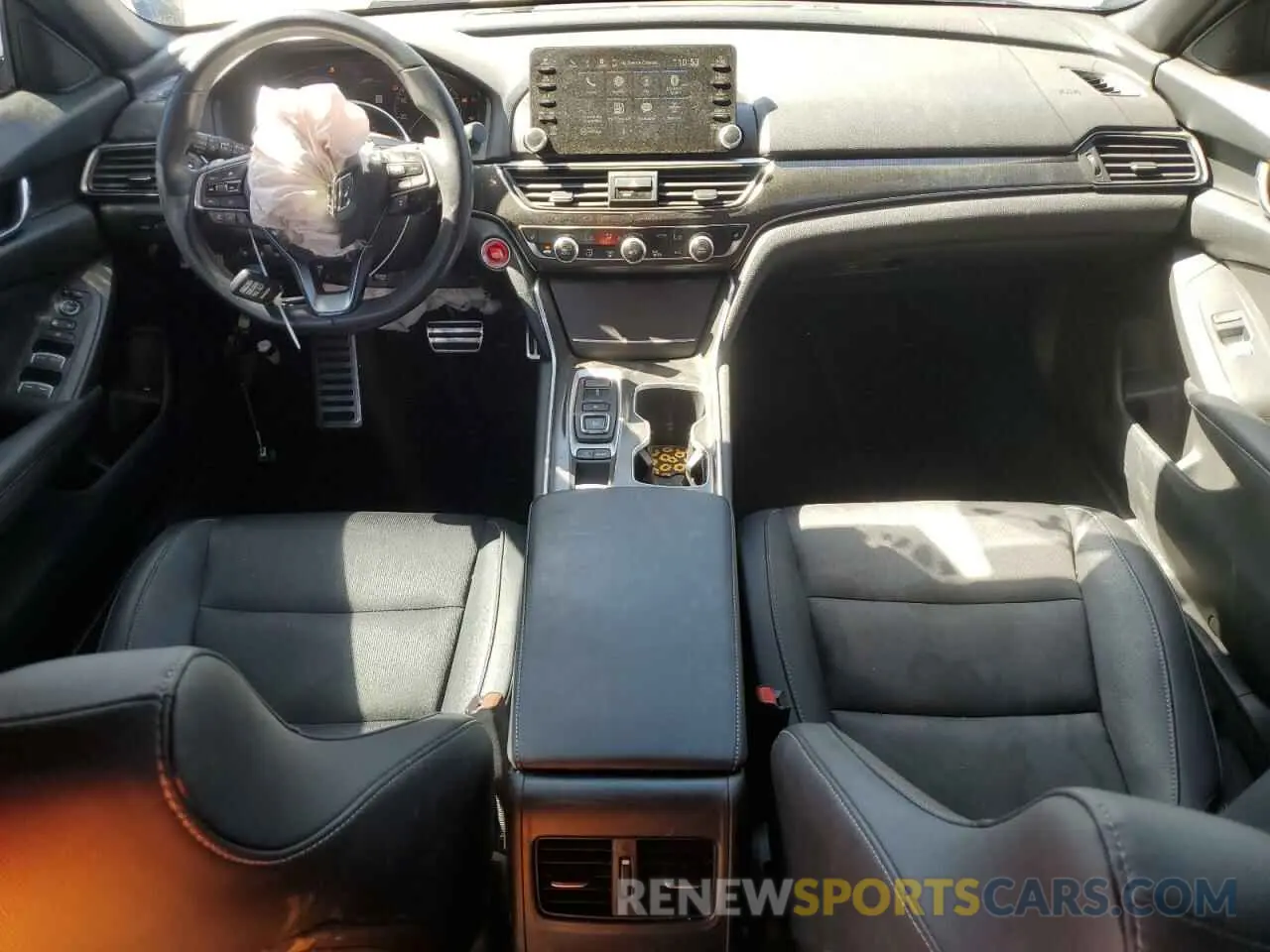 8 Photograph of a damaged car 1HGCV2F32KA019238 HONDA ACCORD 2019