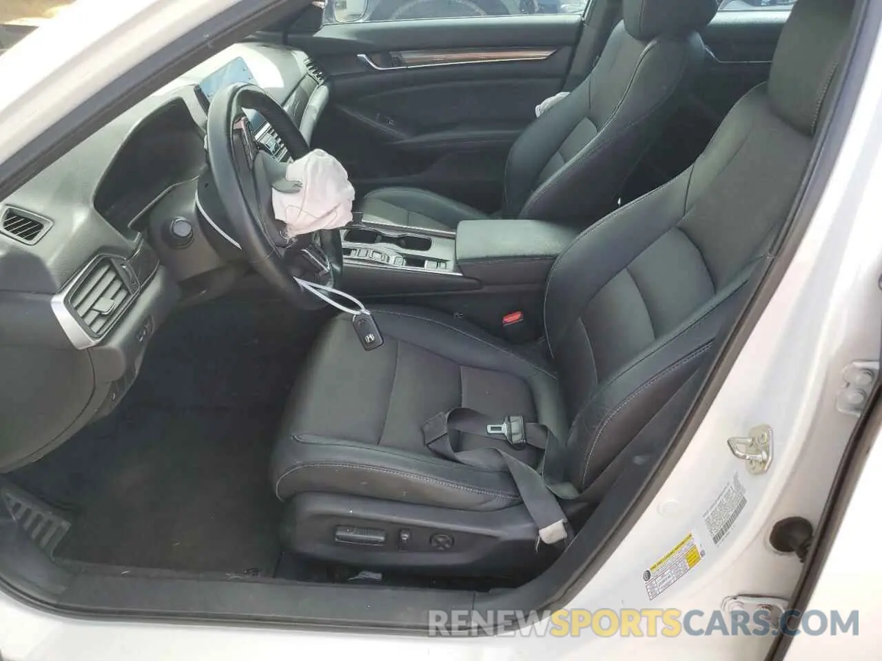 7 Photograph of a damaged car 1HGCV2F33KA010080 HONDA ACCORD 2019