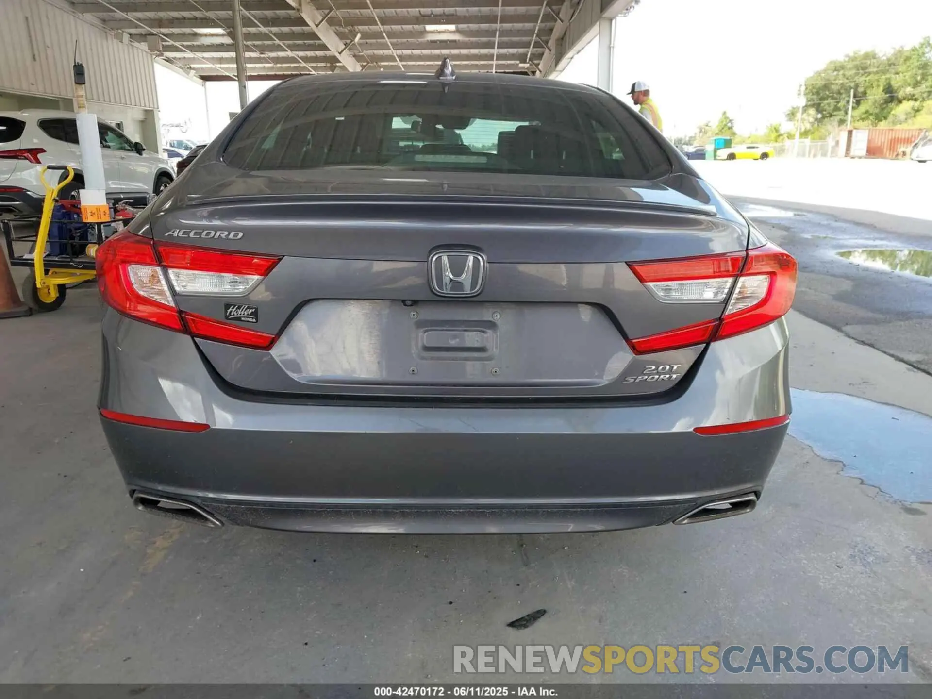 16 Photograph of a damaged car 1HGCV2F33KA015456 HONDA ACCORD 2019