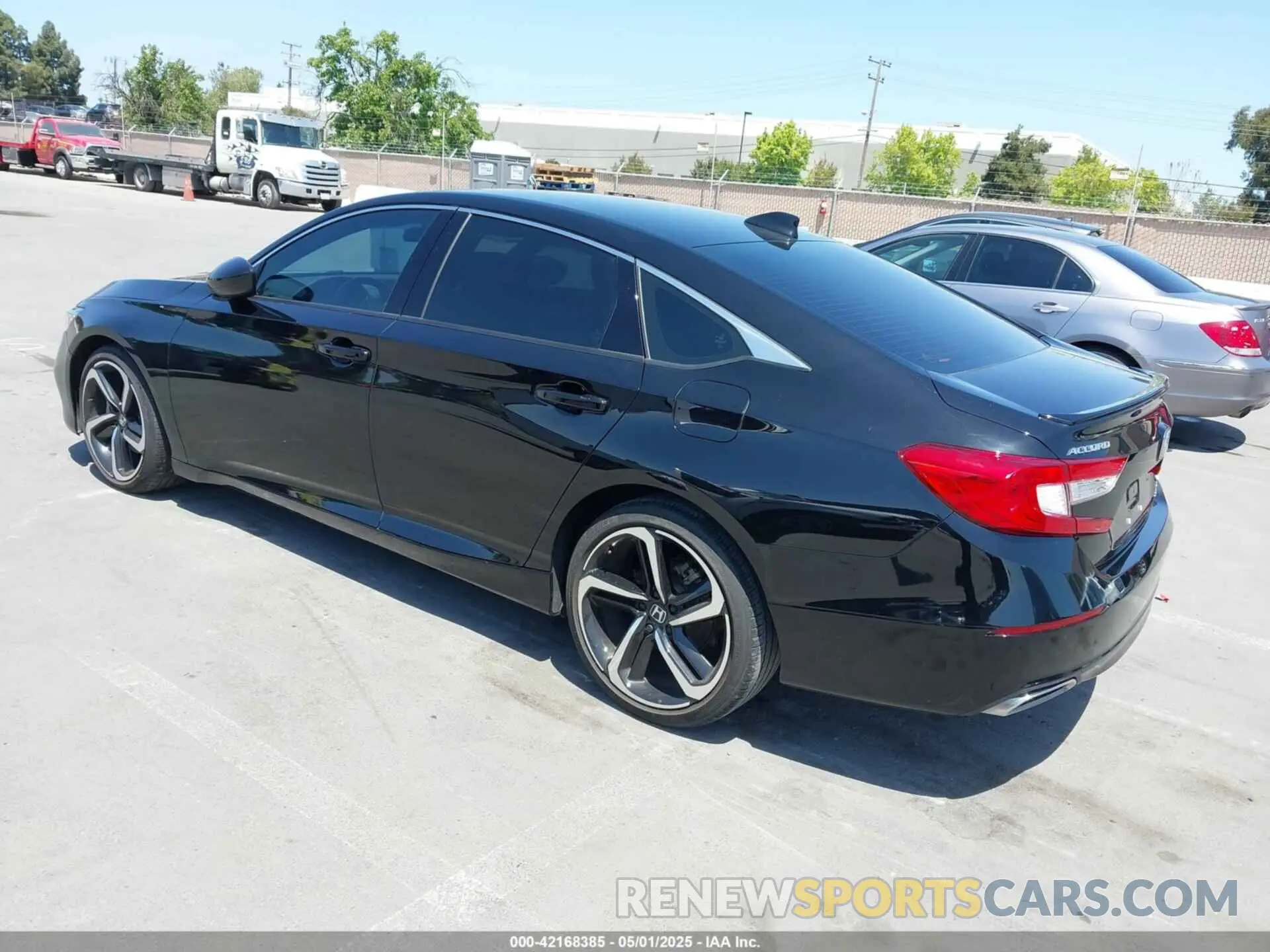 3 Photograph of a damaged car 1HGCV2F34KA000951 HONDA ACCORD 2019