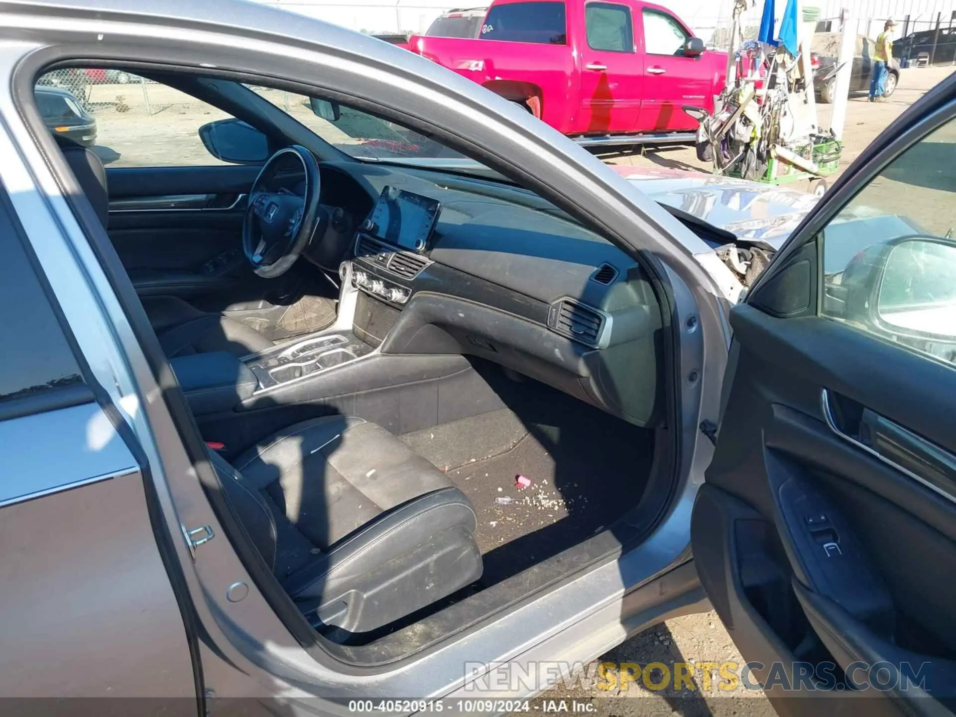 5 Photograph of a damaged car 1HGCV2F34KA012730 HONDA ACCORD 2019