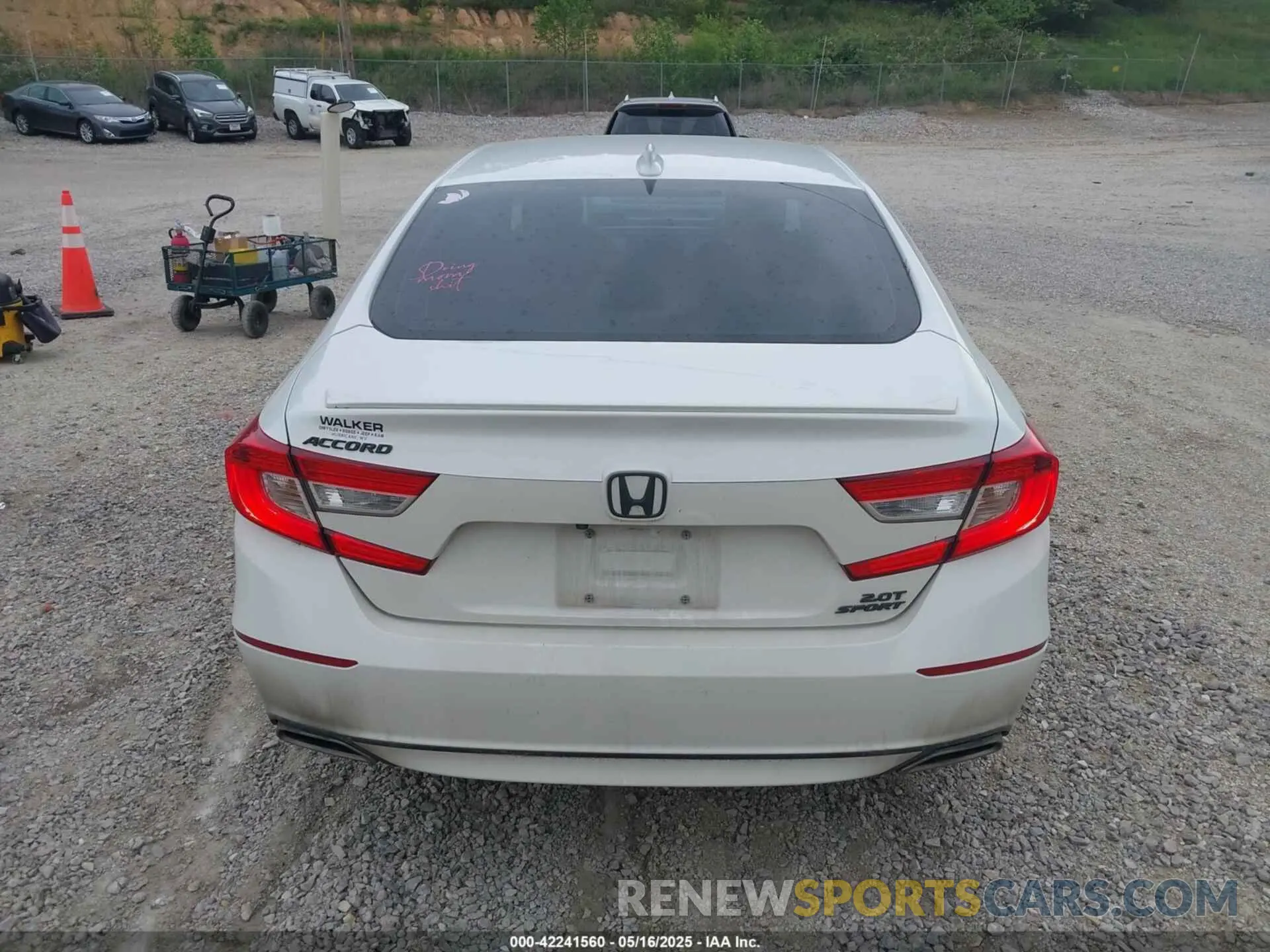 16 Photograph of a damaged car 1HGCV2F34KA026658 HONDA ACCORD 2019
