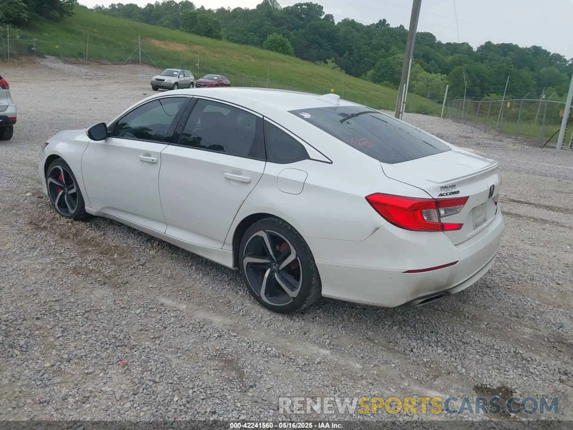 3 Photograph of a damaged car 1HGCV2F34KA026658 HONDA ACCORD 2019