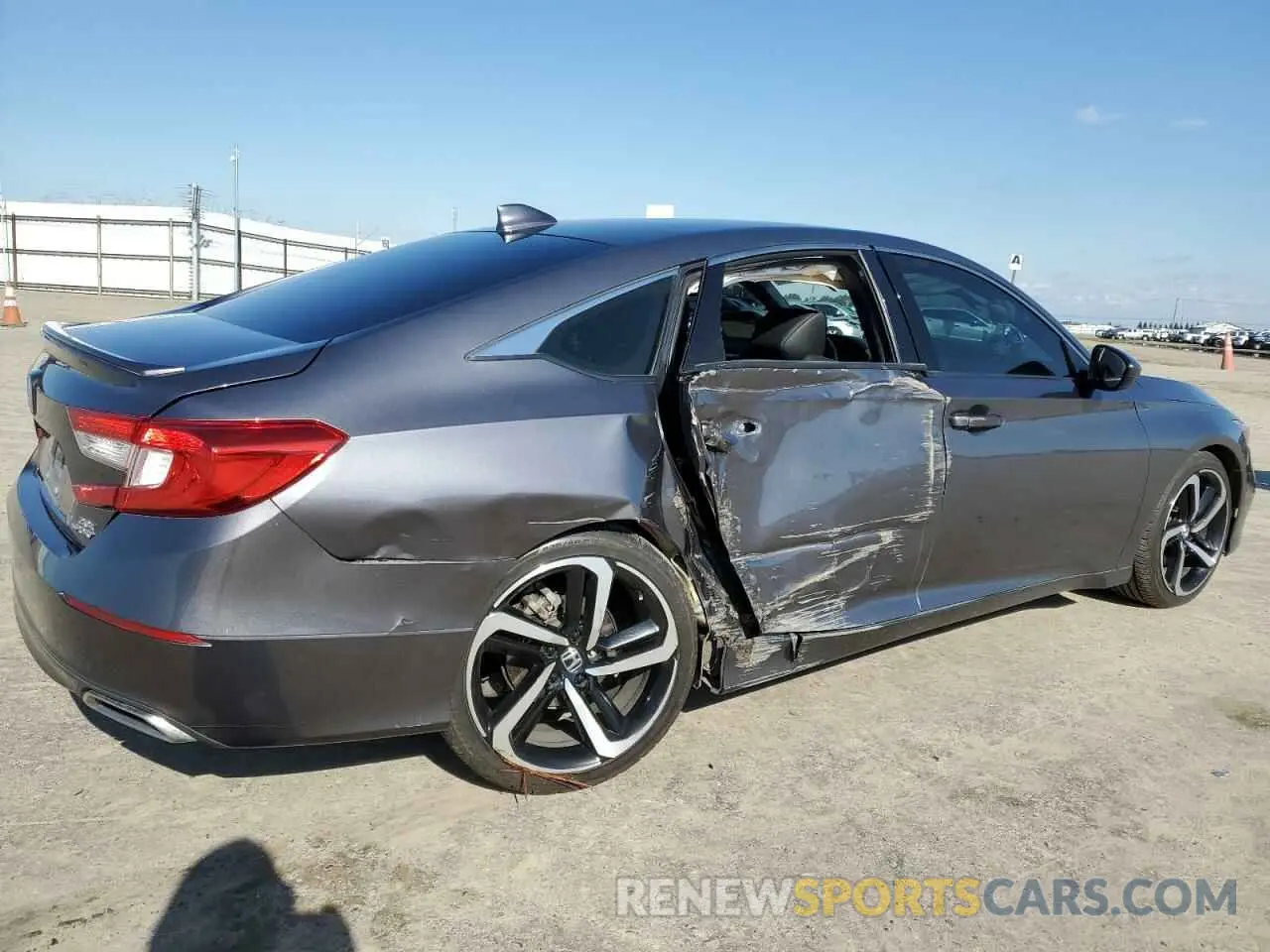 3 Photograph of a damaged car 1HGCV2F34KA033576 HONDA ACCORD 2019