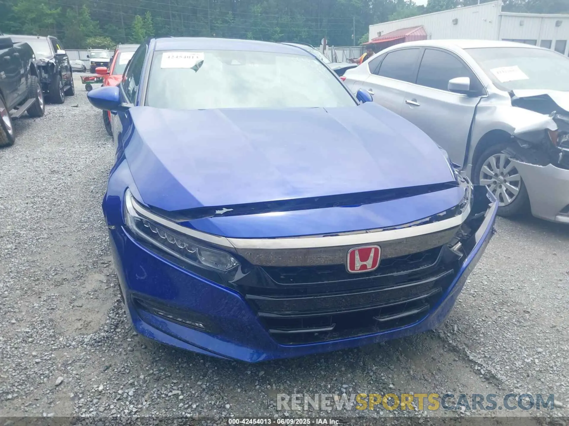 12 Photograph of a damaged car 1HGCV2F35KA015507 HONDA ACCORD 2019