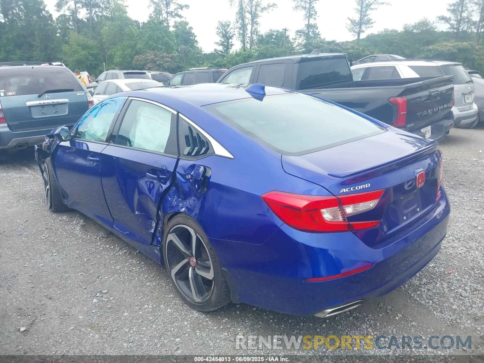 14 Photograph of a damaged car 1HGCV2F35KA015507 HONDA ACCORD 2019