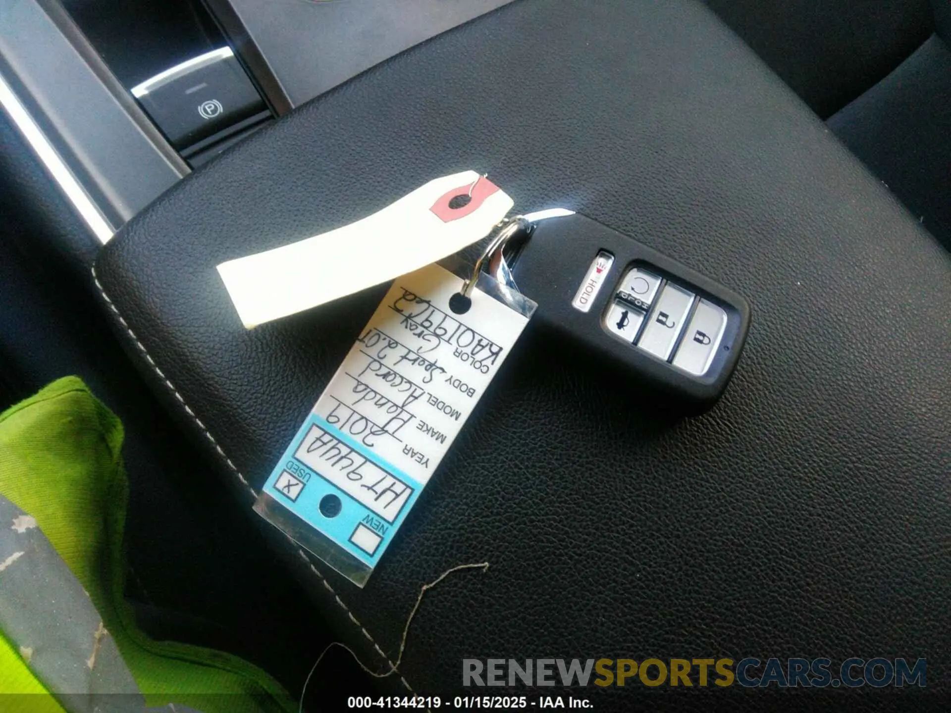 11 Photograph of a damaged car 1HGCV2F35KA019962 HONDA ACCORD 2019