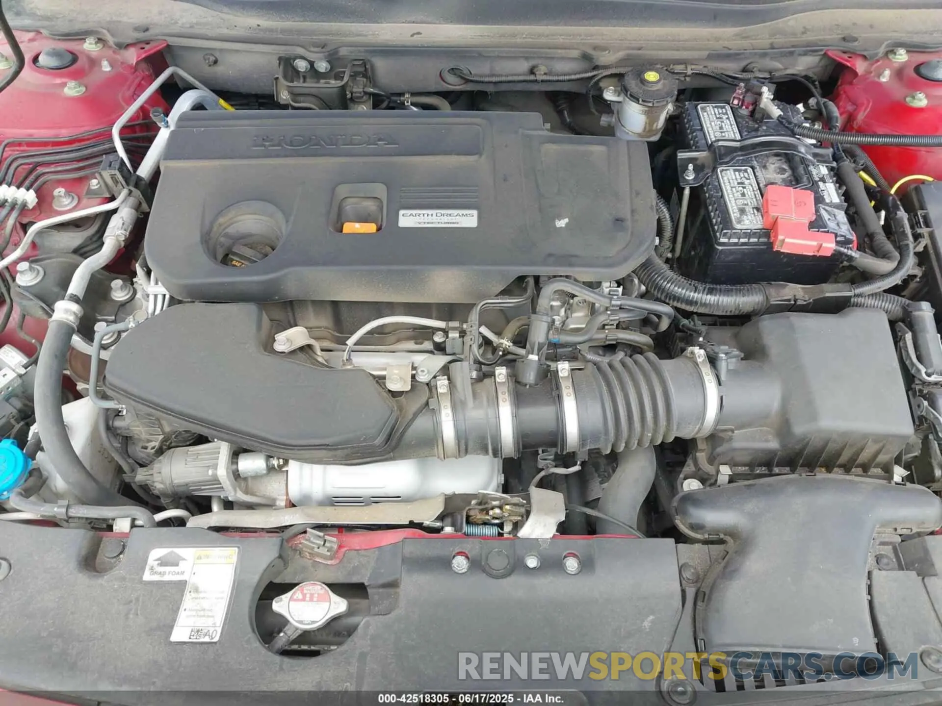 10 Photograph of a damaged car 1HGCV2F36KA013605 HONDA ACCORD 2019