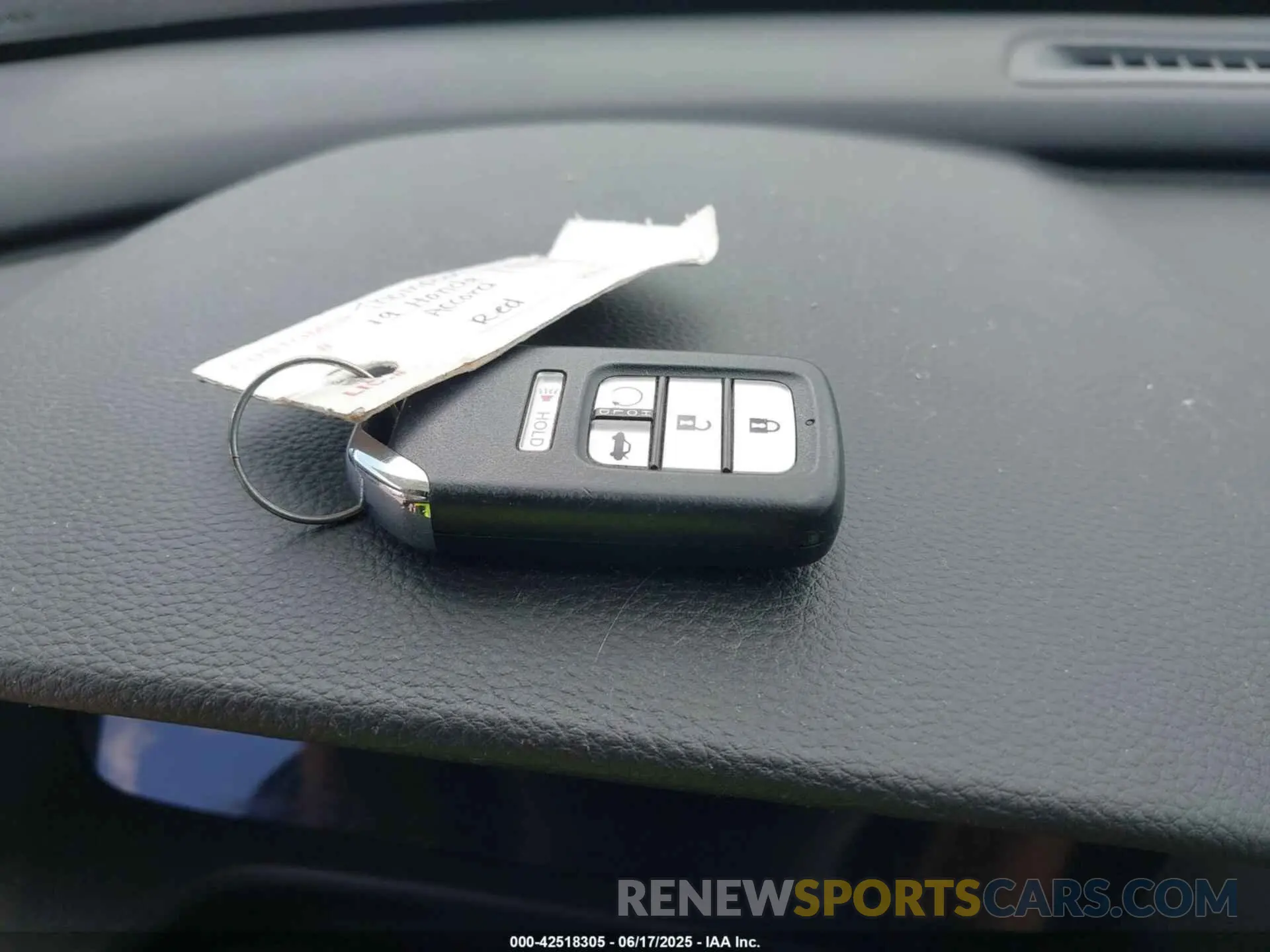 11 Photograph of a damaged car 1HGCV2F36KA013605 HONDA ACCORD 2019
