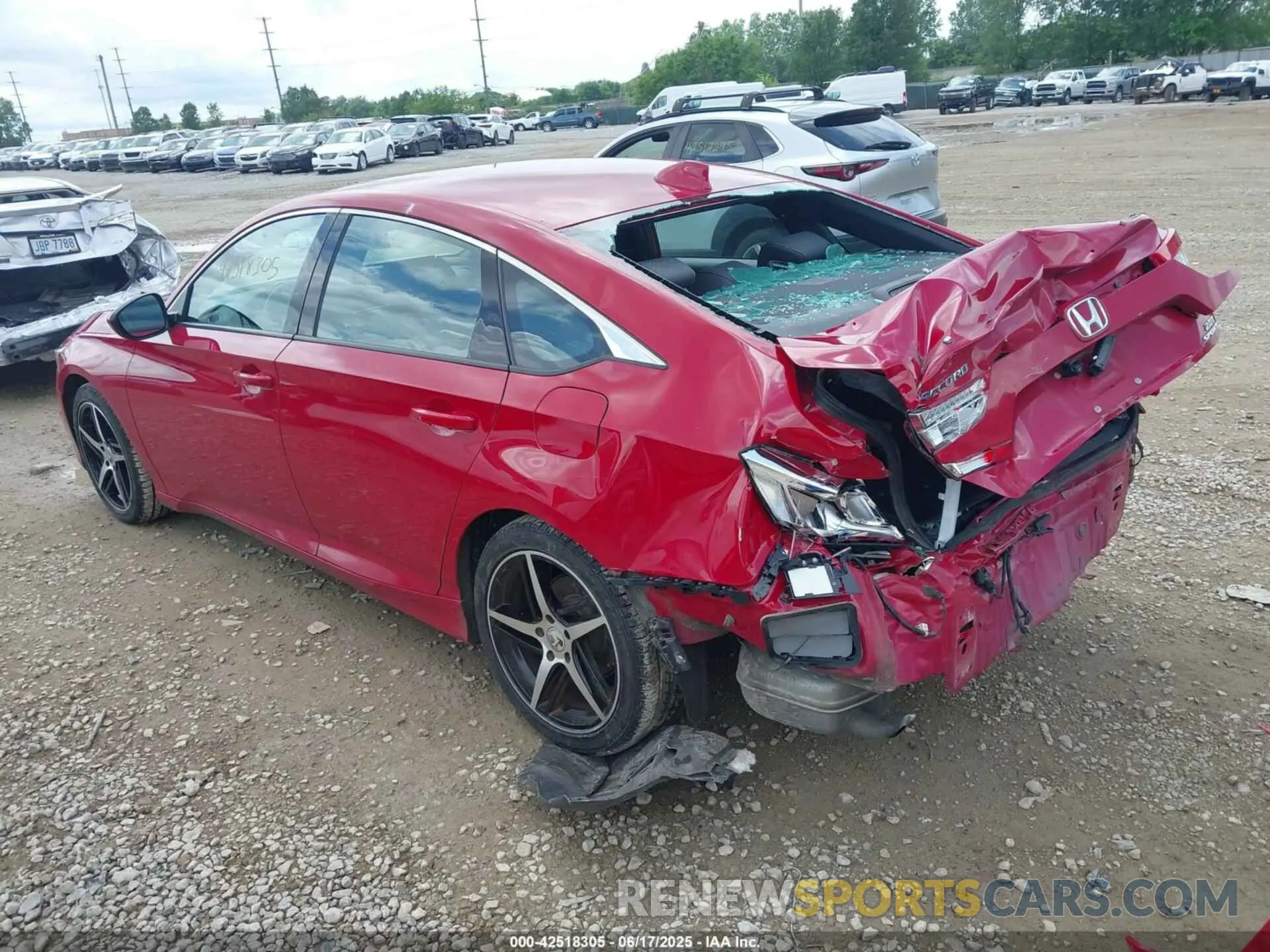 3 Photograph of a damaged car 1HGCV2F36KA013605 HONDA ACCORD 2019