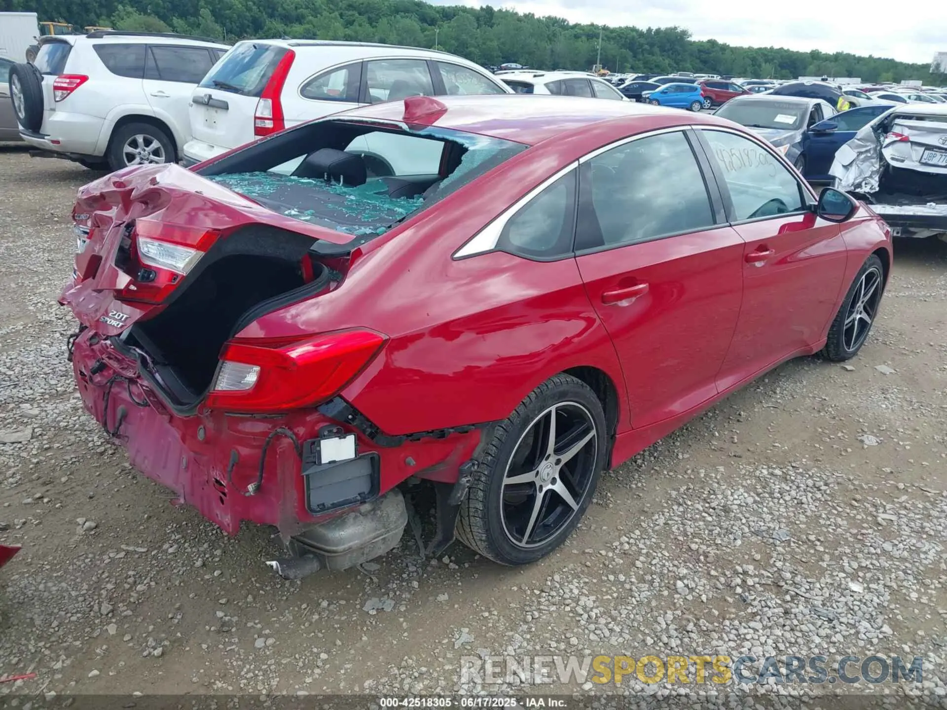 4 Photograph of a damaged car 1HGCV2F36KA013605 HONDA ACCORD 2019