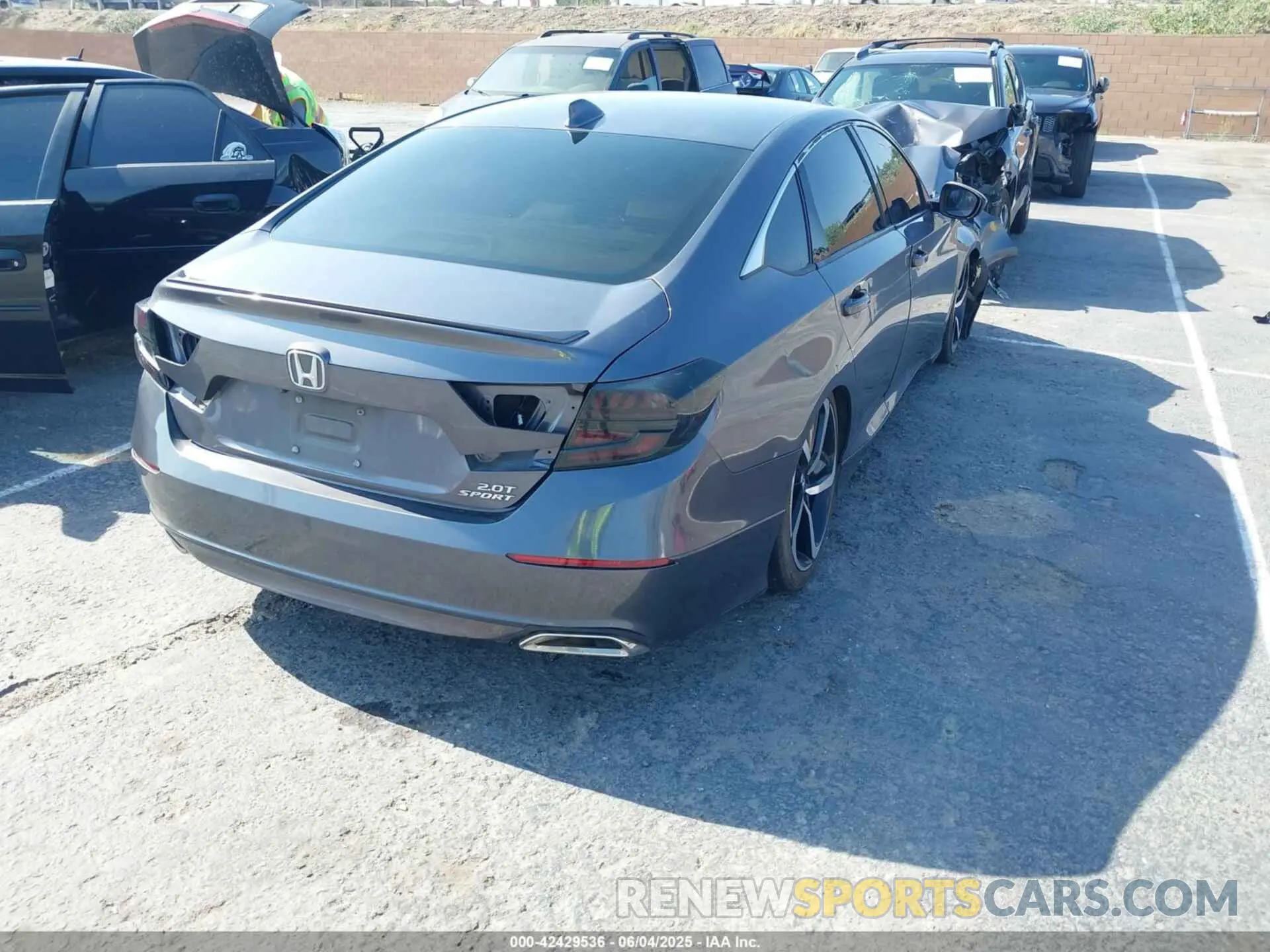 4 Photograph of a damaged car 1HGCV2F36KA024510 HONDA ACCORD 2019