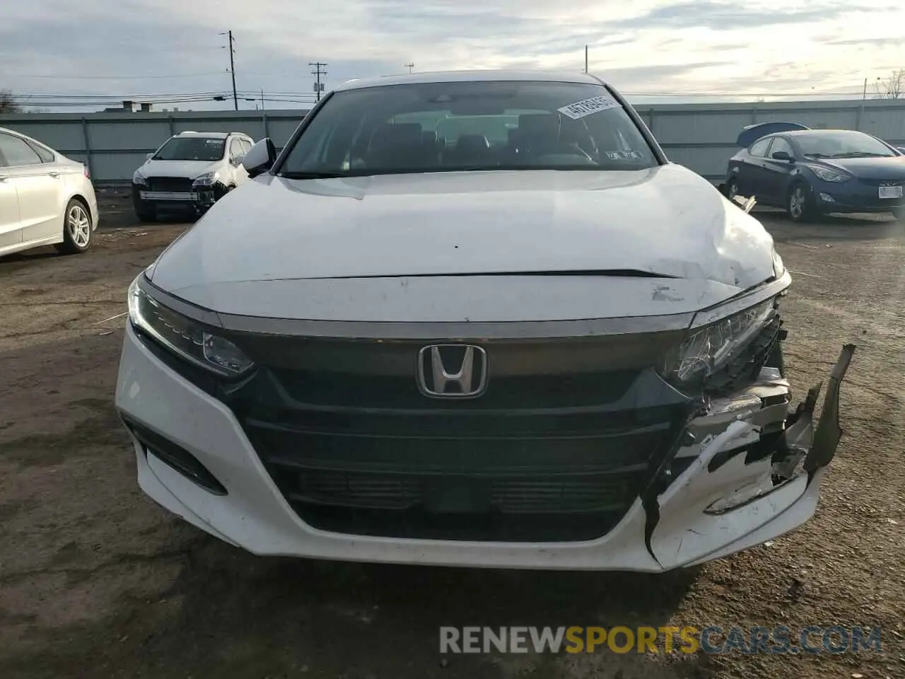 5 Photograph of a damaged car 1HGCV2F36KA026693 HONDA ACCORD 2019