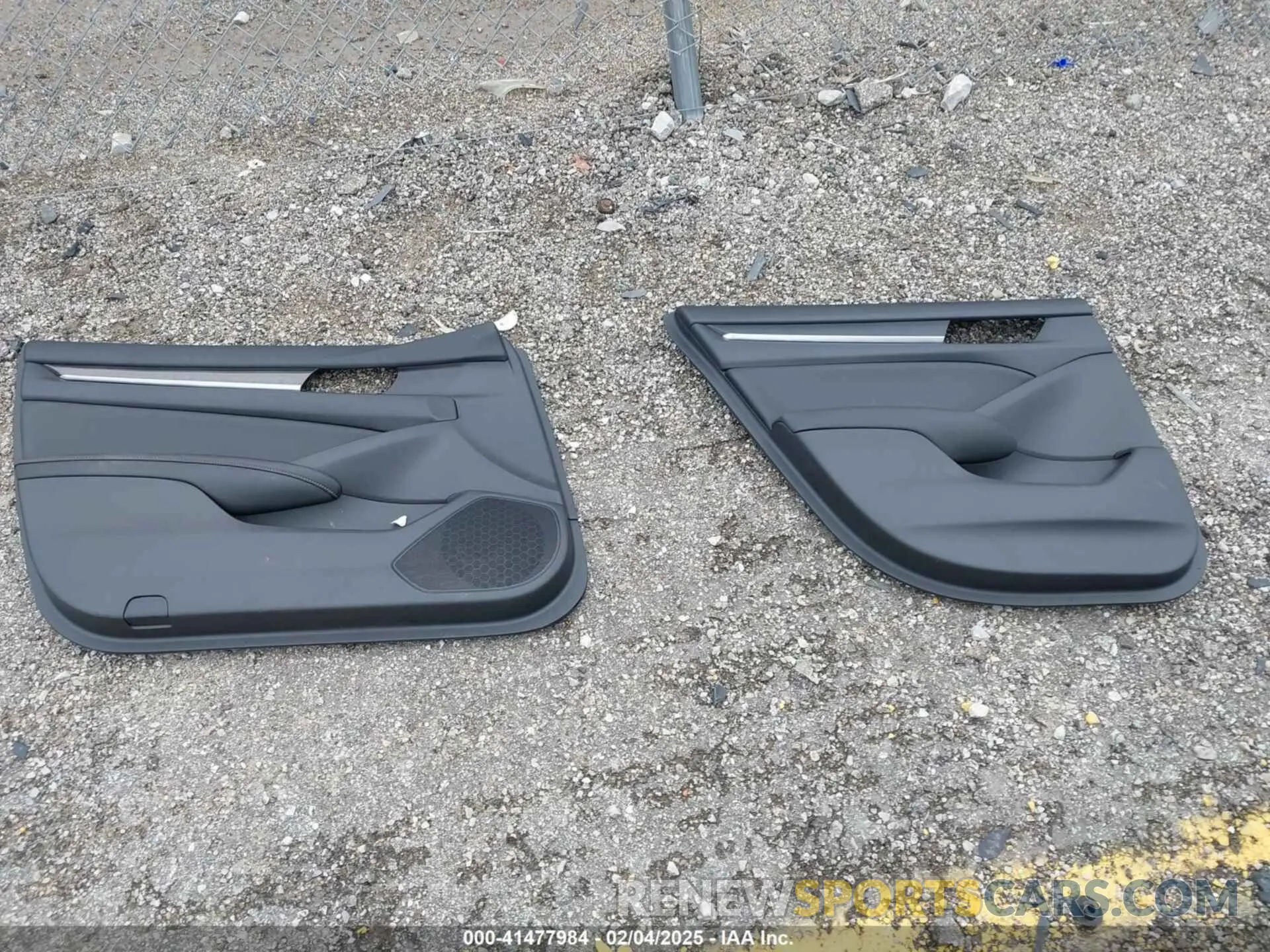 12 Photograph of a damaged car 1HGCV2F36KA036141 HONDA ACCORD 2019