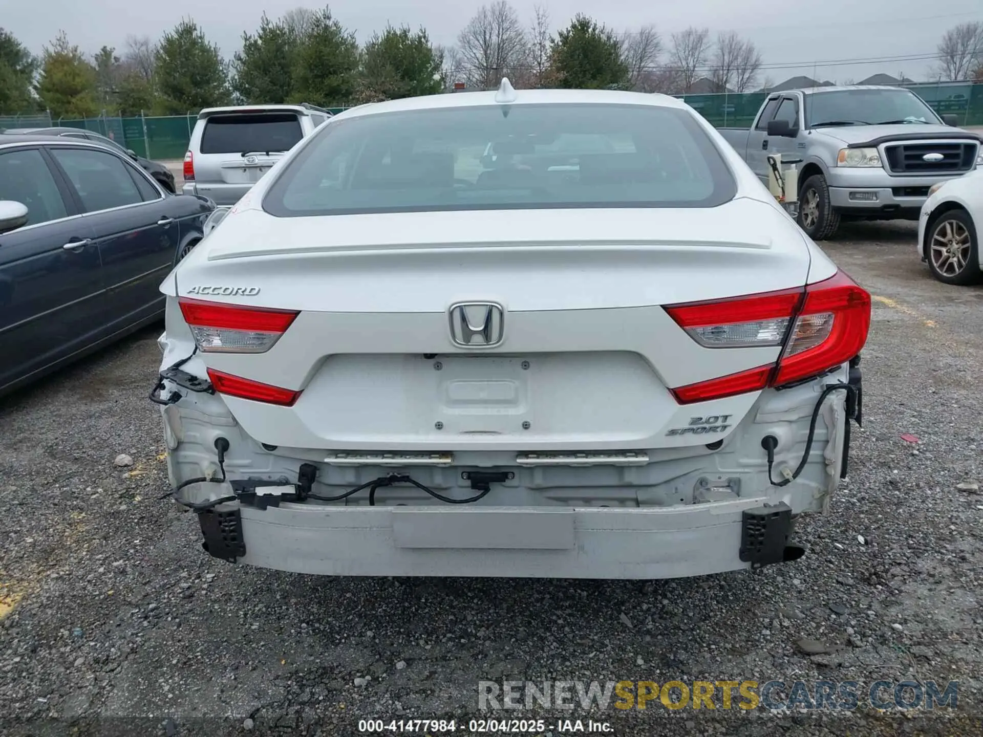 17 Photograph of a damaged car 1HGCV2F36KA036141 HONDA ACCORD 2019