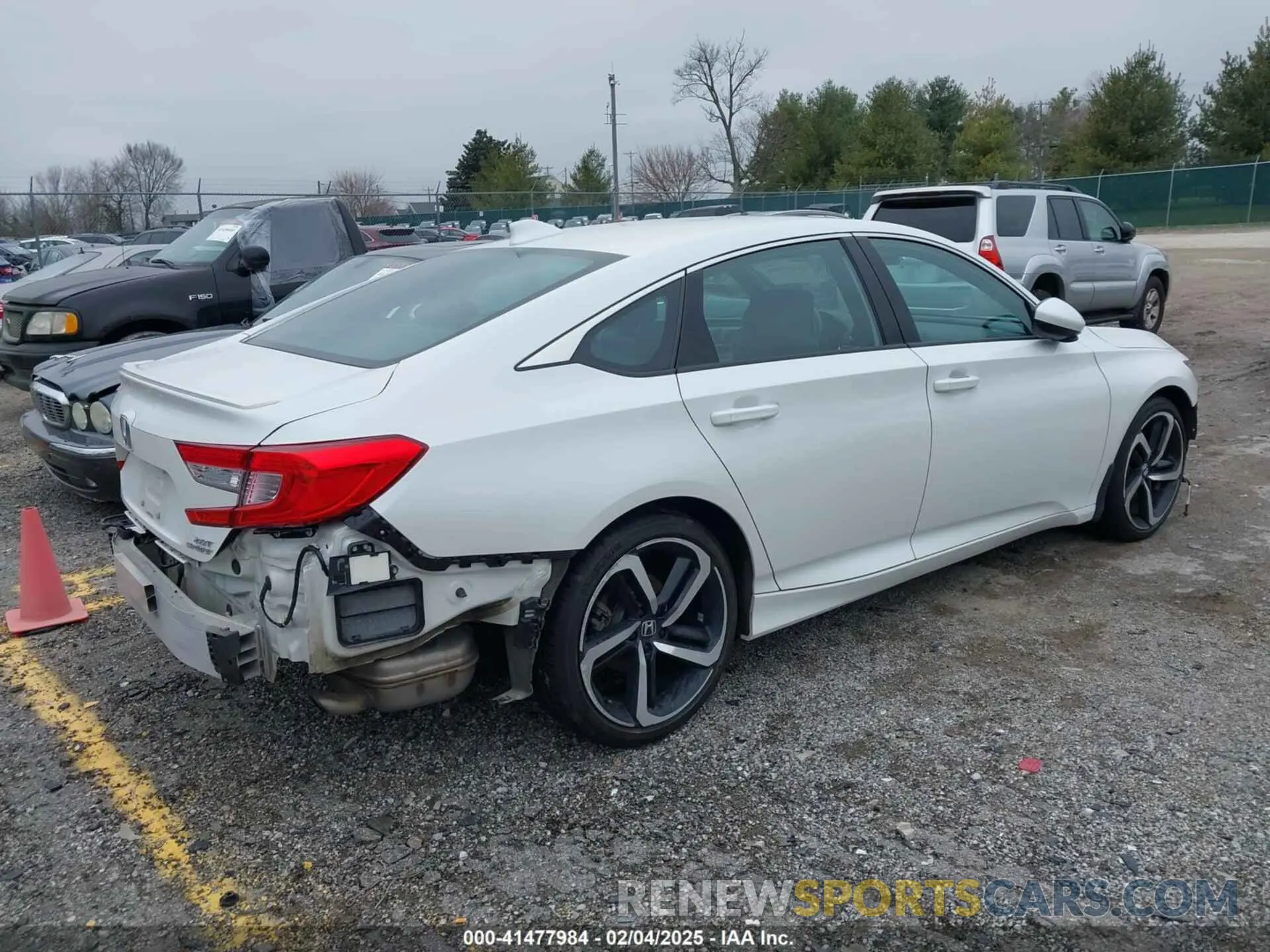 4 Photograph of a damaged car 1HGCV2F36KA036141 HONDA ACCORD 2019
