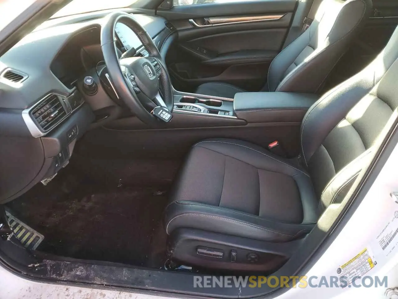 7 Photograph of a damaged car 1HGCV2F36KA801171 HONDA ACCORD 2019