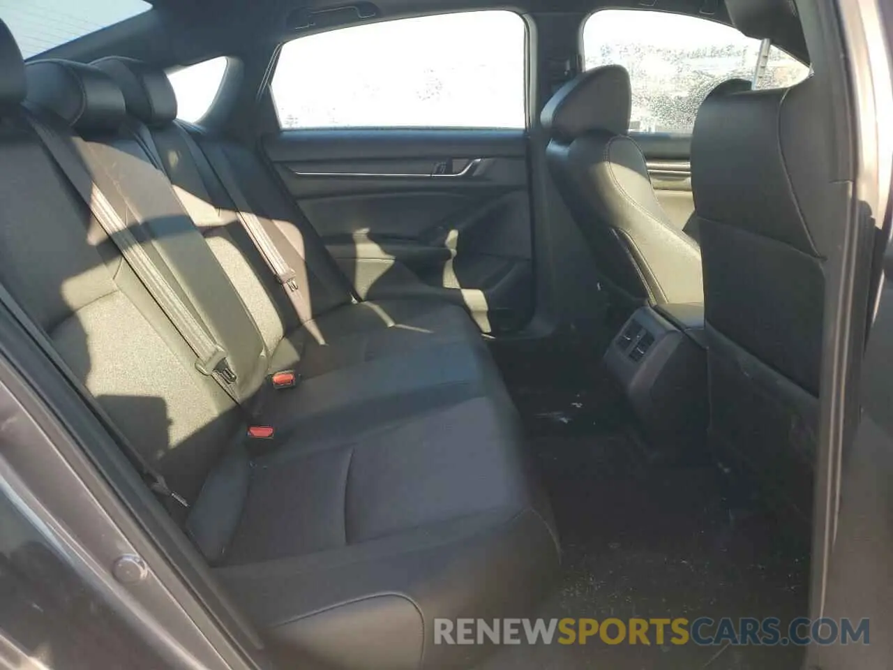 10 Photograph of a damaged car 1HGCV2F37KA029702 HONDA ACCORD 2019